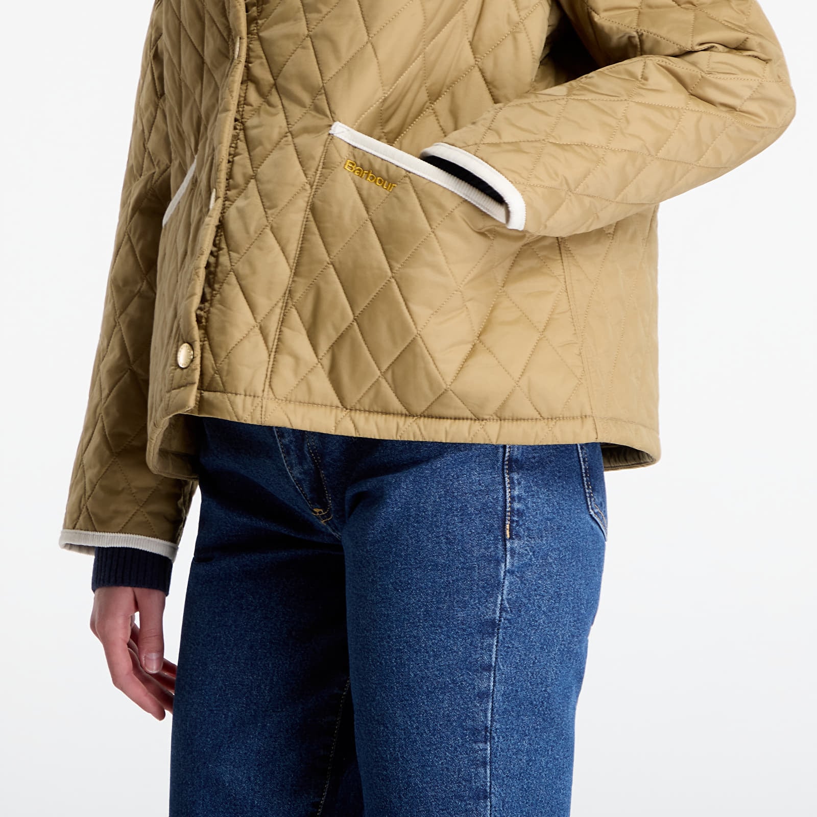 Jacken Barbour Icons Cropped Liddesdale Quilted Jacket Sand/ Dress/ Pearl