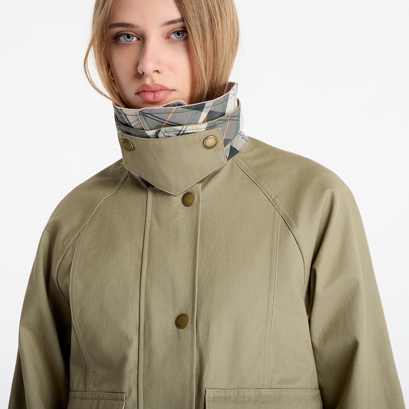 Jacken Barbour Cropped Beadnell Casual Jacket Bleached Olive/ Ancient/ Gardenia