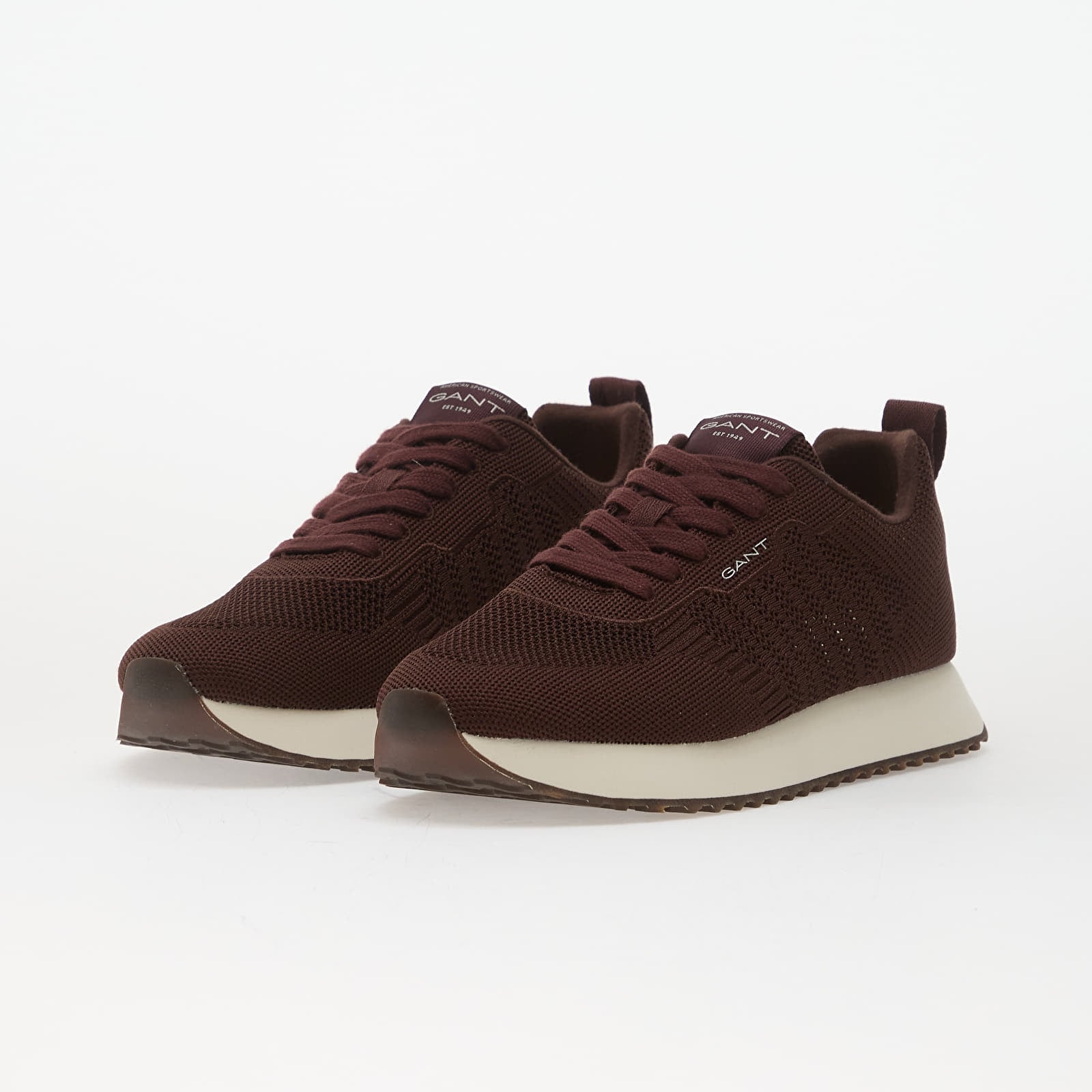 Naisten lenkkarit ja kengät Gant Bevinda Dark Brown