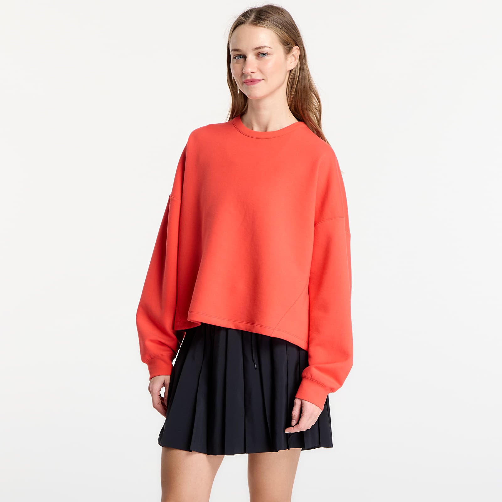 Women's Sweatshirts Nike 24.7 ImpossiblySoft Women's Dri-FIT Oversized Crew-Neck Top Lt Crimson/ University Red