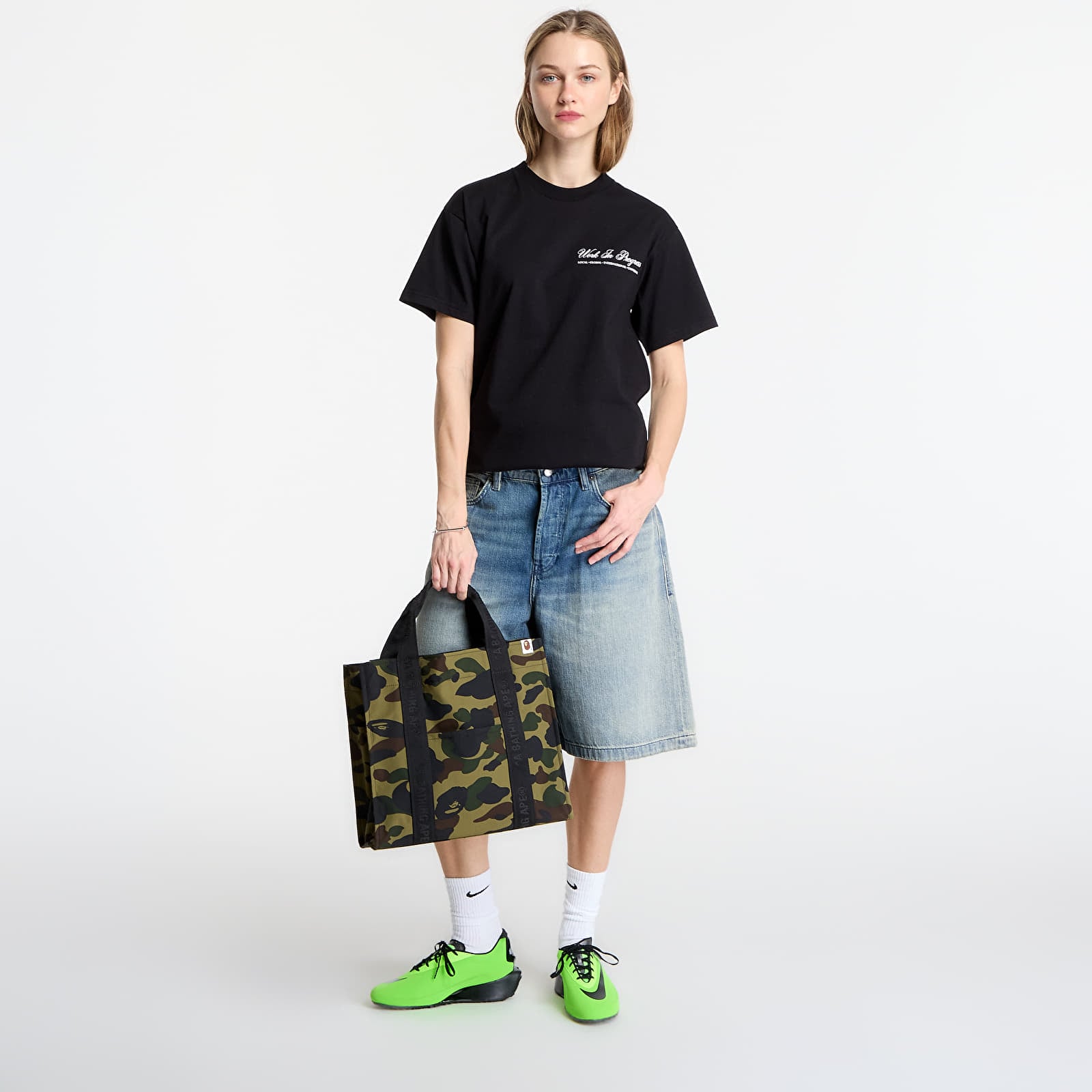Férfi pólok Carhartt WIP S/S Cloud Heart T-Shirt UNISEX Black