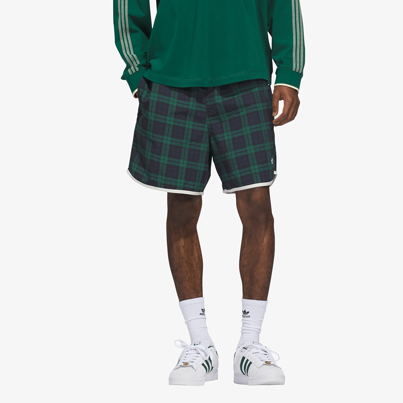 Miesten shortsit adidas Cherry Track Short UNISEX Night Indigo