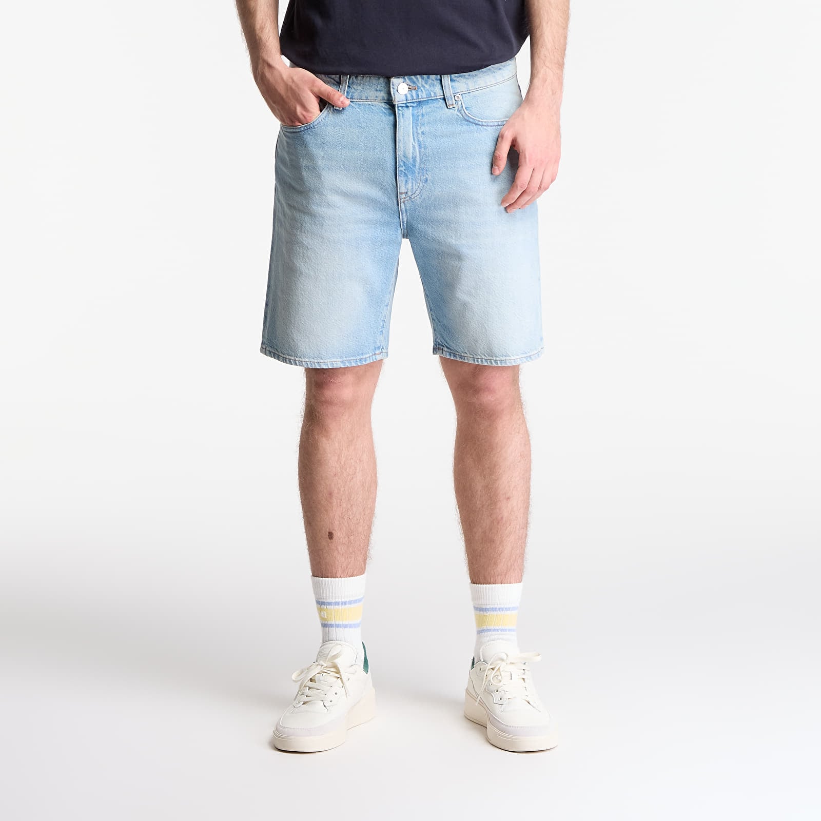 Kraťasy LACOSTE Bermuda Shorts Washed Bleach
