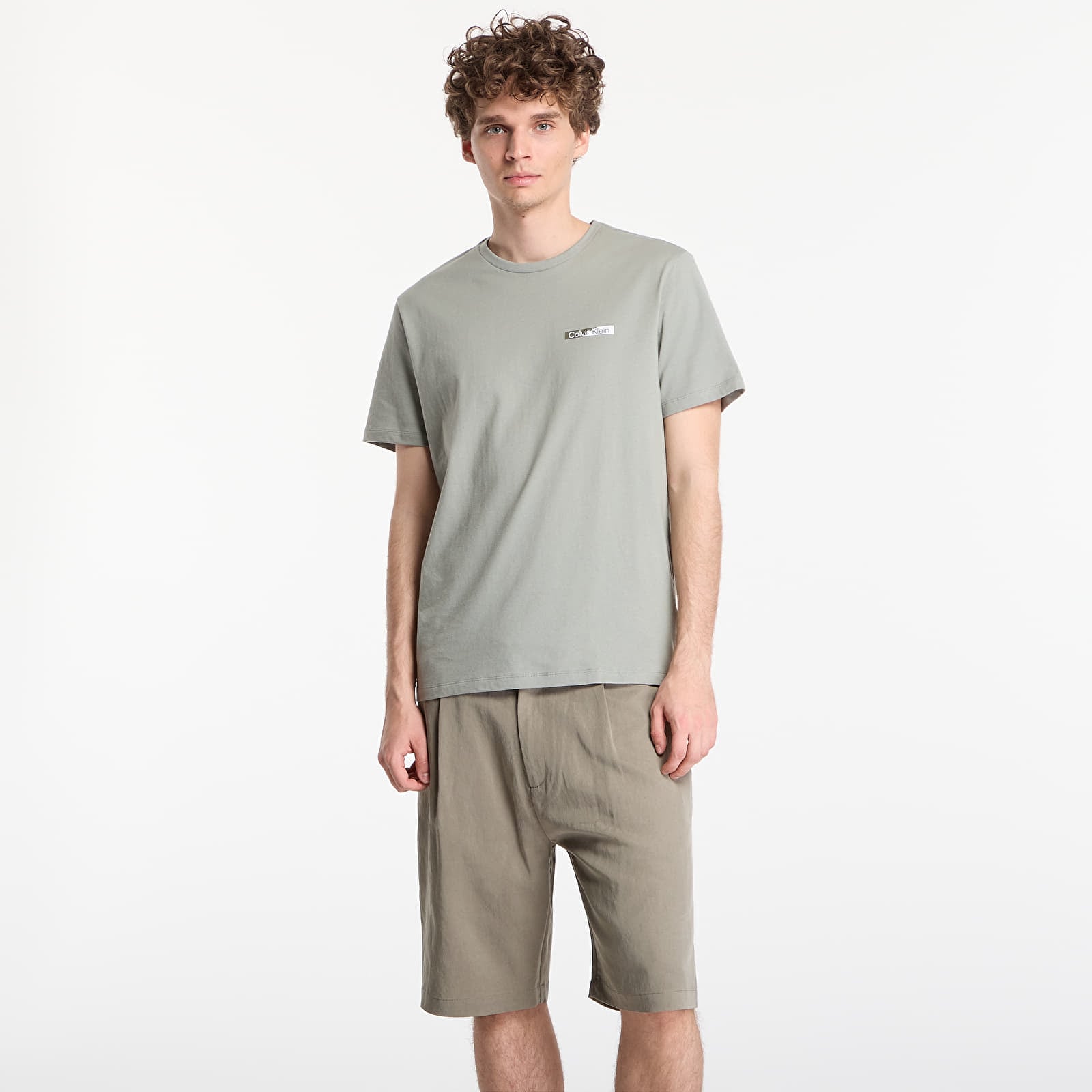 Тениски Calvin Klein Ss 30S Eu Spw Split Standard Graphic Tee Shadow