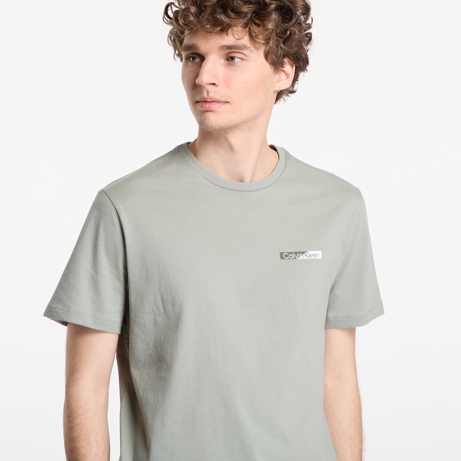 Тениски Calvin Klein Ss 30S Eu Spw Split Standard Graphic Tee Shadow