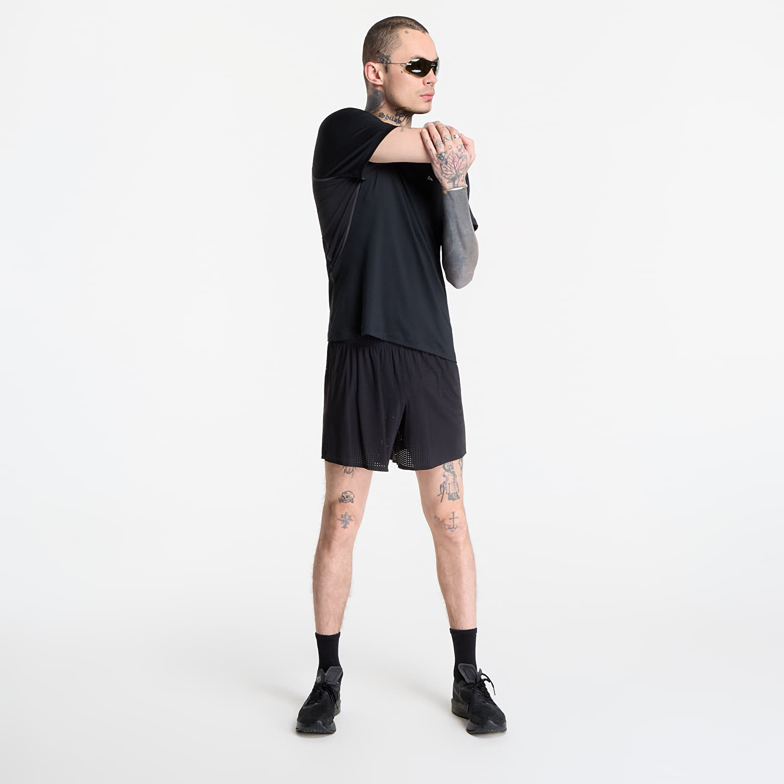 T-shirts til mænd Nike ACG "Wildsee" Men's Dri-FIT Short-Sleeve Base Layer Top Black/ Anthracite/ Summit White