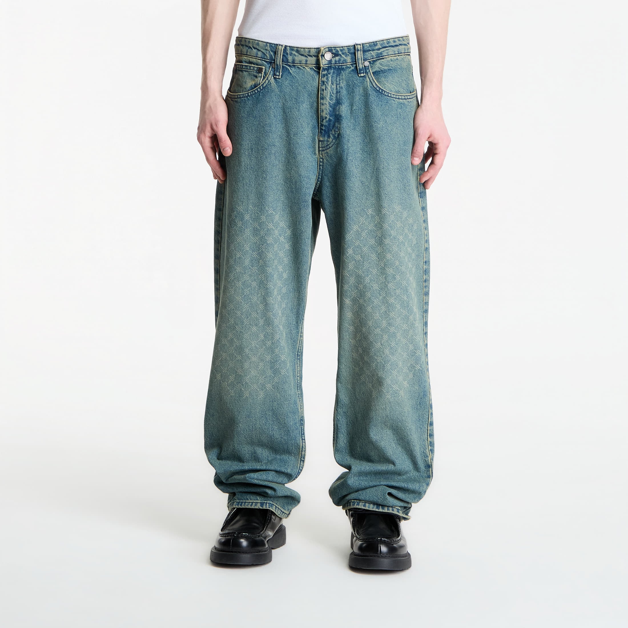 Pants Daily Paper Faded Monogram Amba Jeans V2 Bleached Denim Blue XS