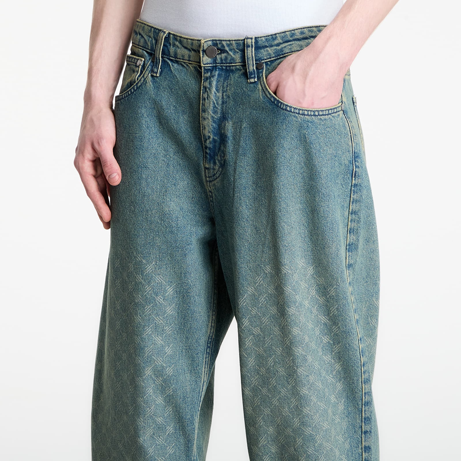 Pánske jeans  Daily Paper Faded Monogram Amba Jeans V2 Bleached Denim Blue