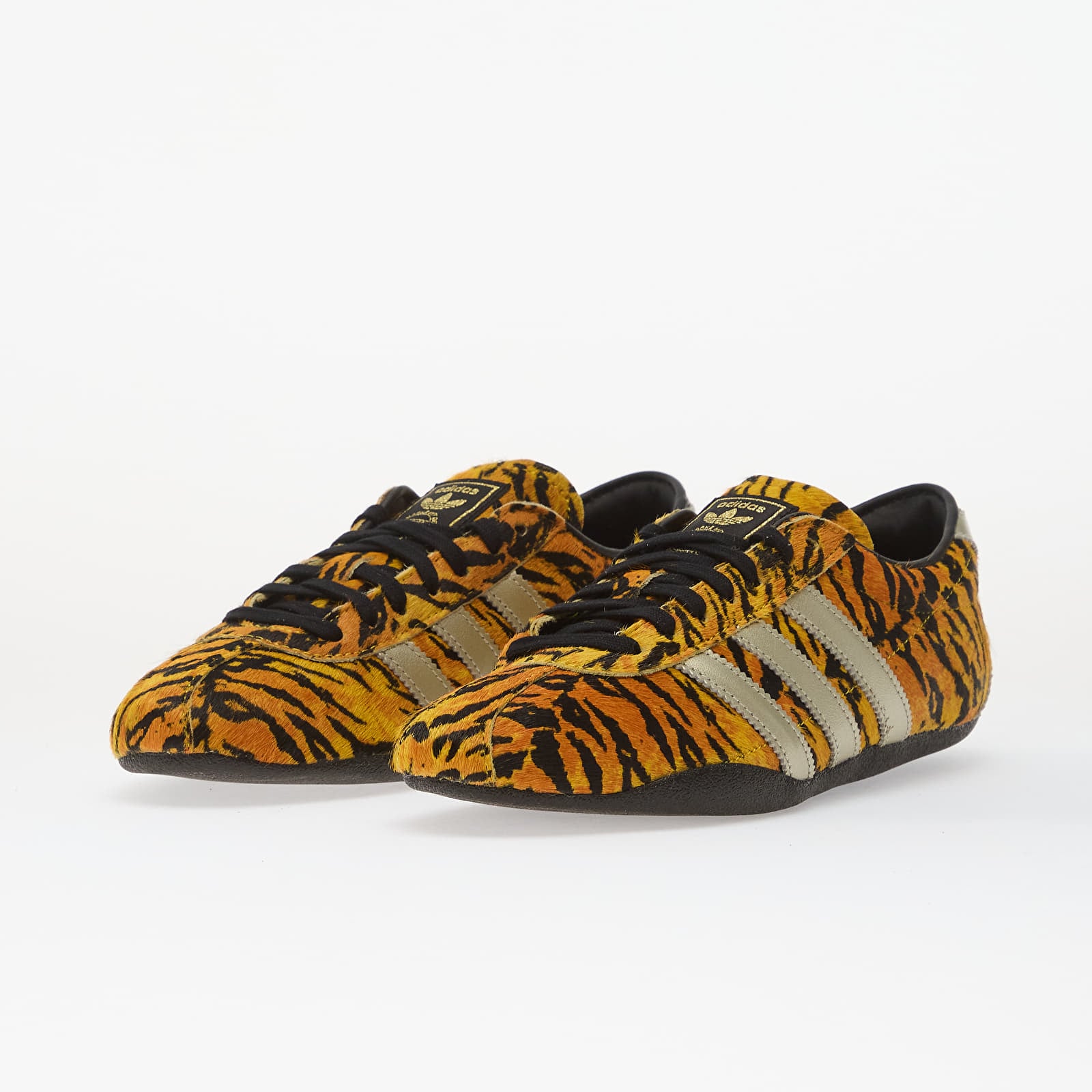 Sneakers und Schuhe für Frauen adidas Tokyo W Yellow/ Gold Met./ Core Black
