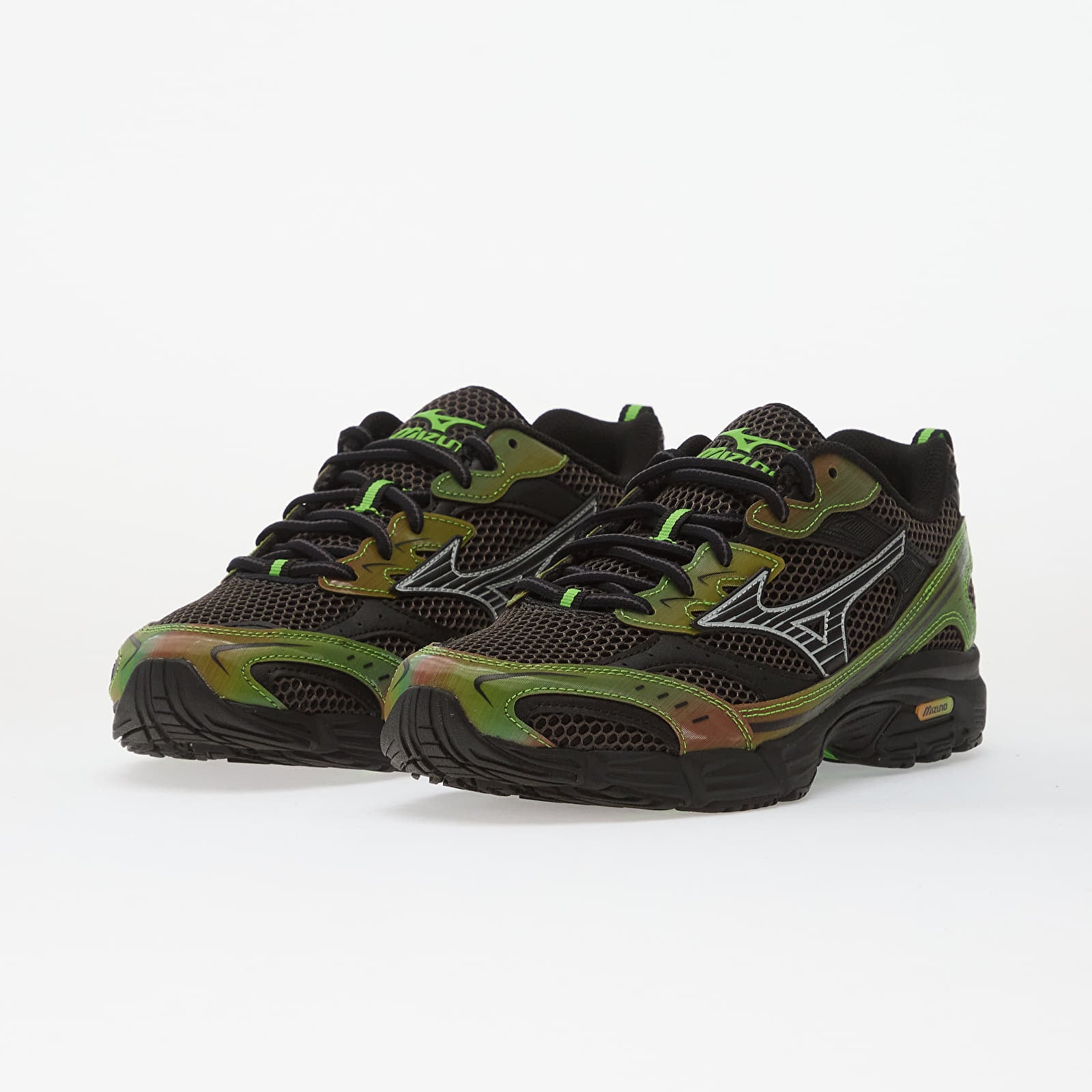 Sneakers och skor för män Mizuno Mxr (U) Iron Gate/ Black/ Jasmine Green