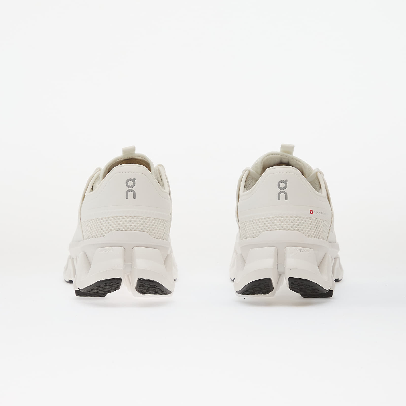 Sneakers und Schuhe für Frauen On W Cloudswift Amp White/ White