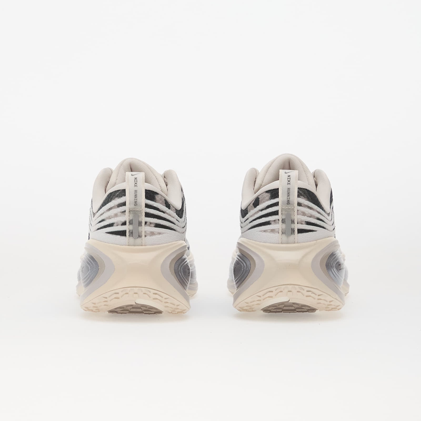 Sneakers och skor för kvinnor Nike Vomero Plus Se Phantom/ Pencil Point-Anthracite