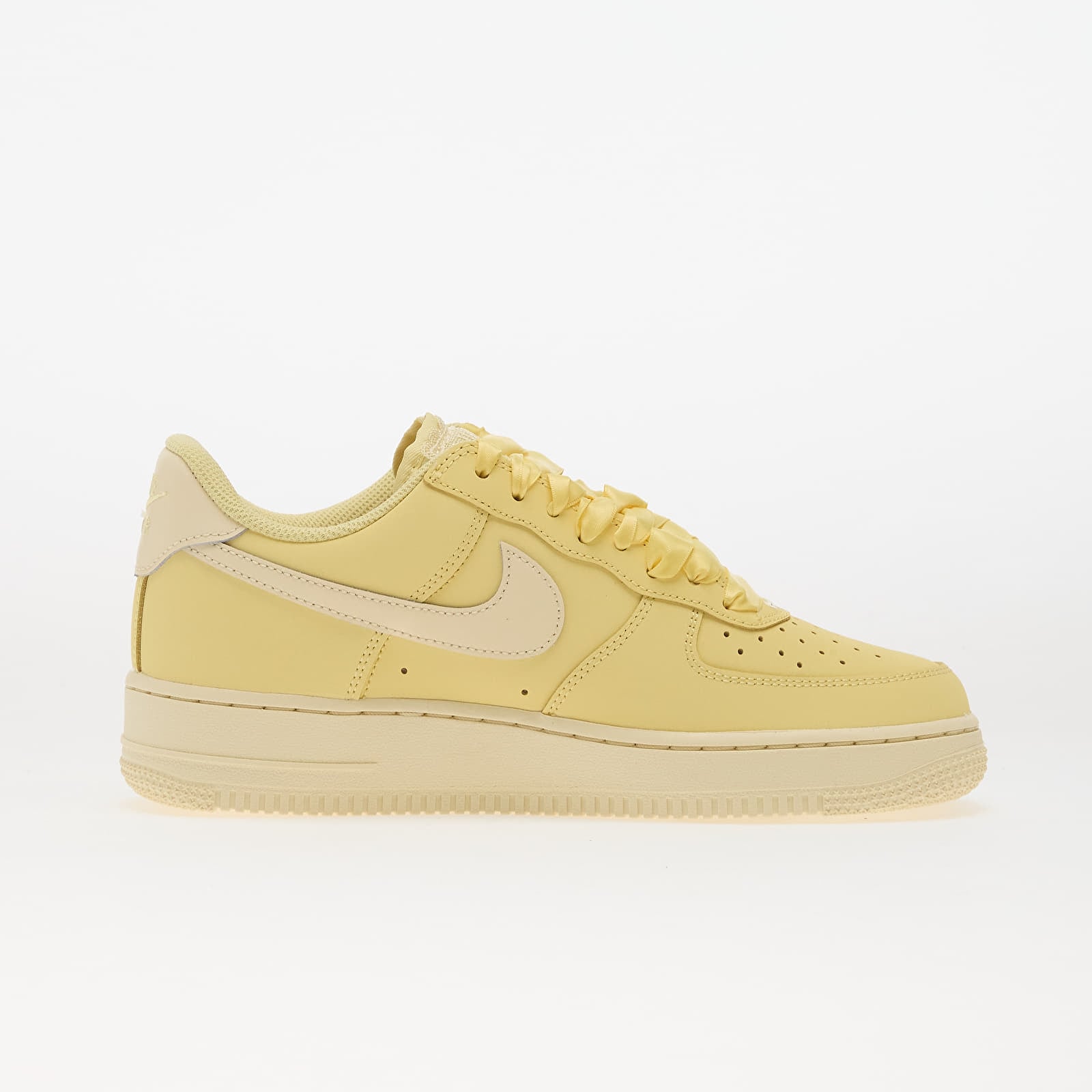 Women's sneakers and shoes Nike Air Force 1 Retro Premium Soft Yellow/ Sunbleach-Soft Yellow