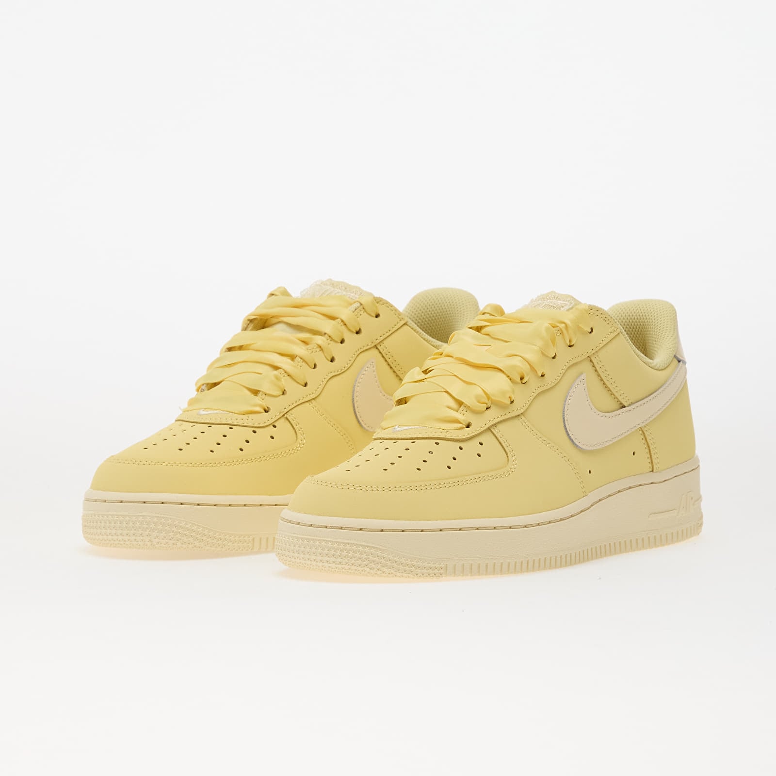 Women's sneakers and shoes Nike Air Force 1 Retro Premium Soft Yellow/ Sunbleach-Soft Yellow