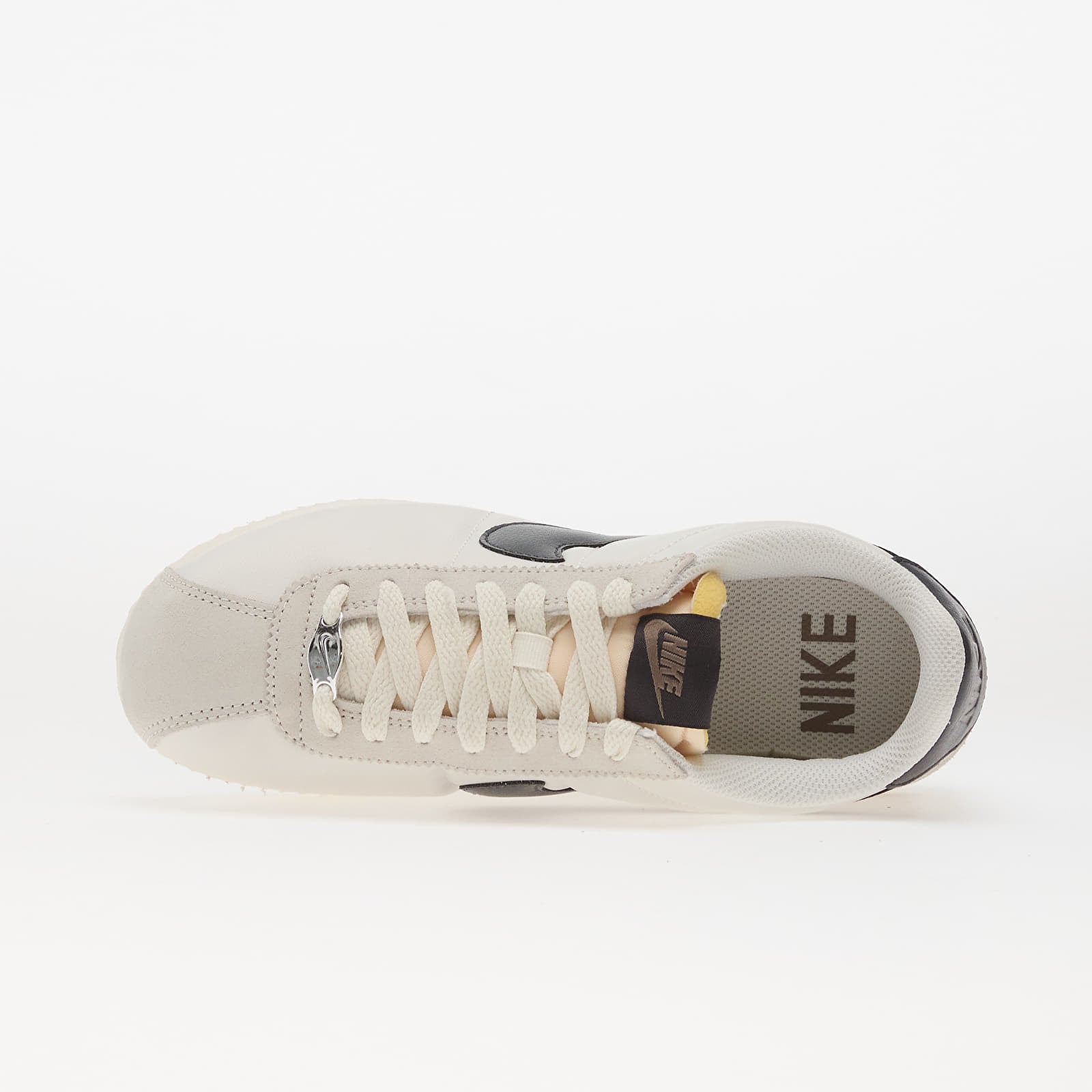 Women's sneakers and shoes Nike W Cortez Phantom/ Off Noir-Sail-Mink Brown