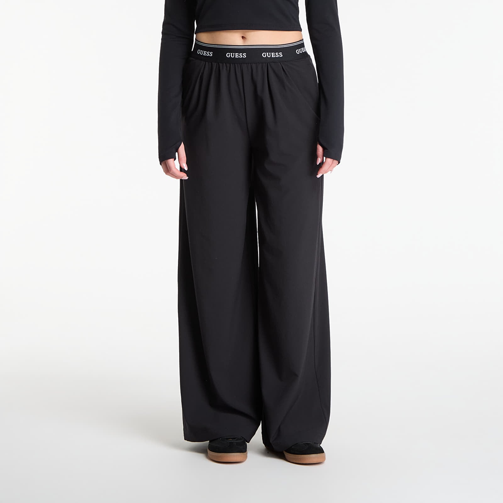 Nohavice GUESS Selene Pants Jet Black