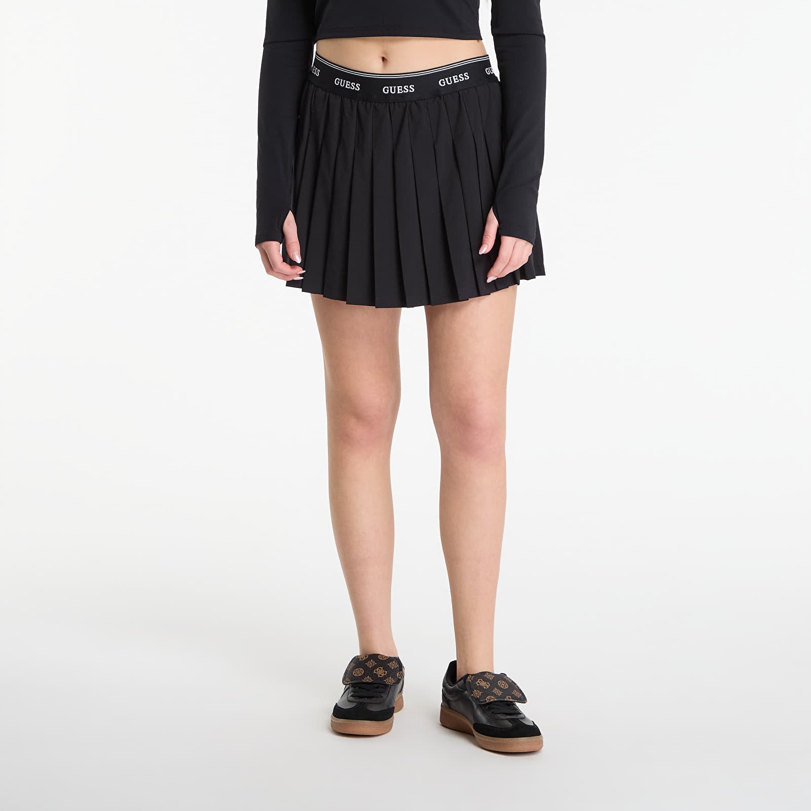Kjolar GUESS Selene Pleated Skirt Jet Black