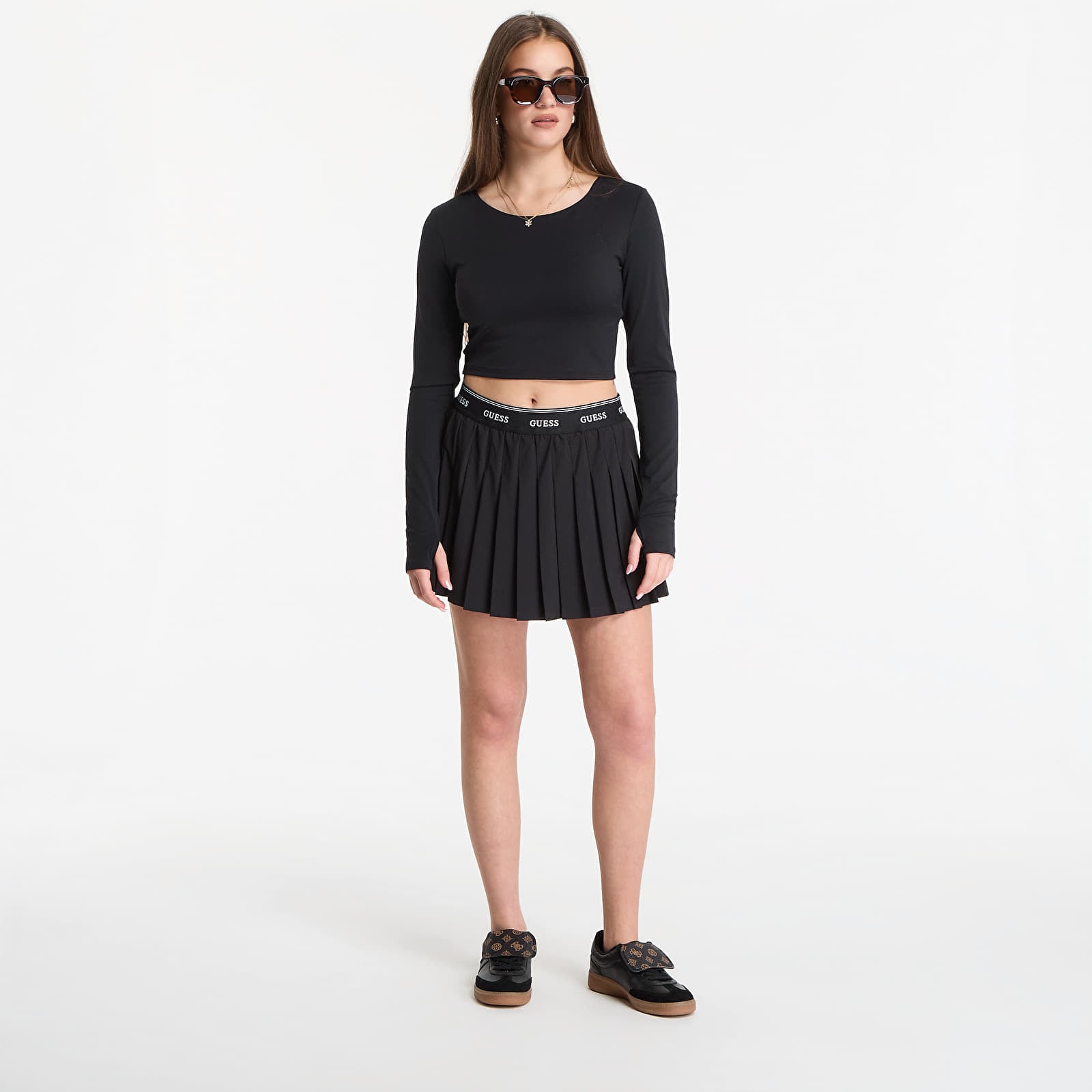 Kjolar GUESS Selene Pleated Skirt Jet Black