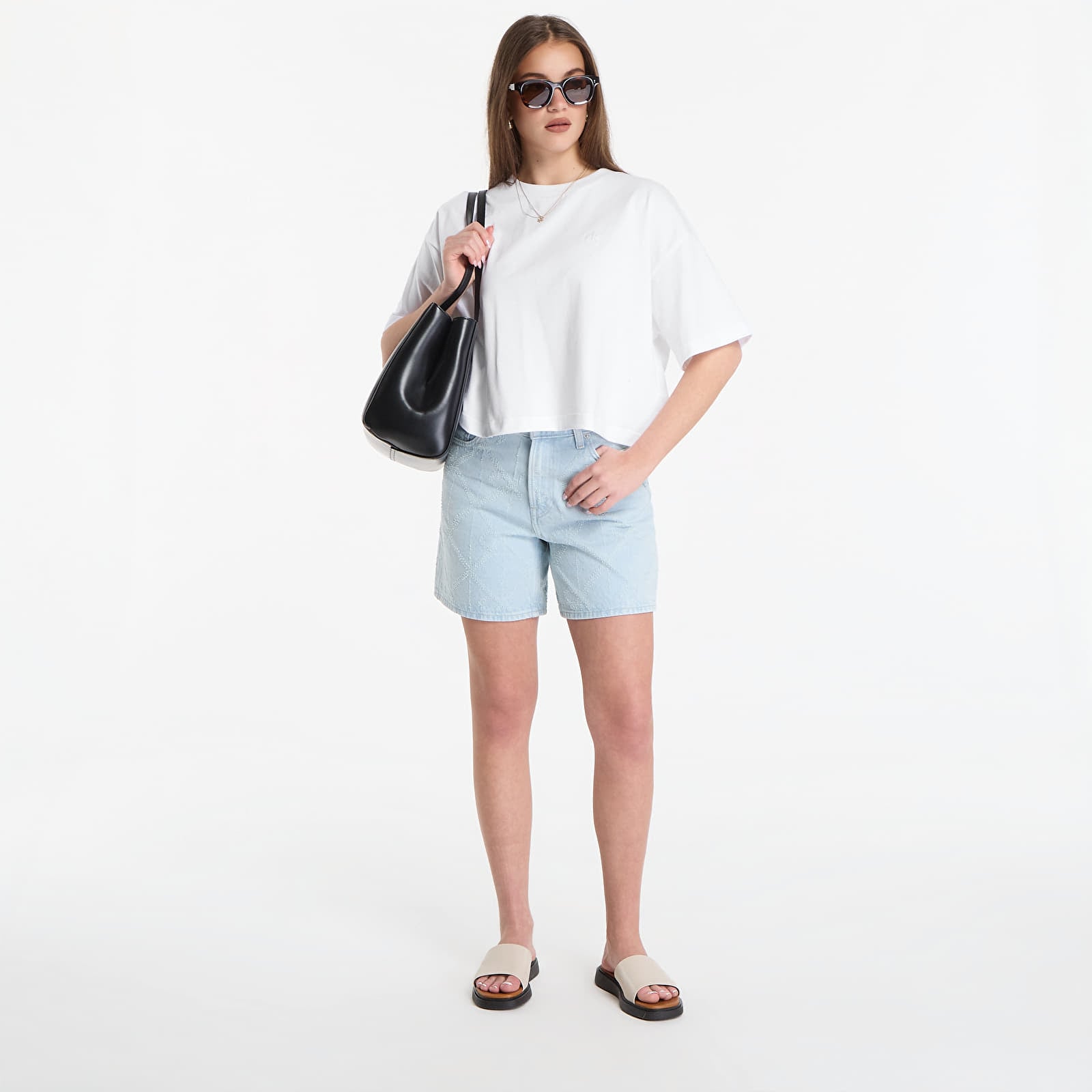 T-Shirts Calvin Klein Jeans Ss Cropped Boxy Satin Floral Tee Bright White