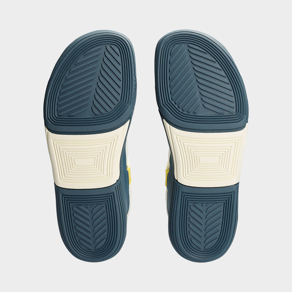 Women's sneakers and shoes Groundies G-Flex Precision Women White