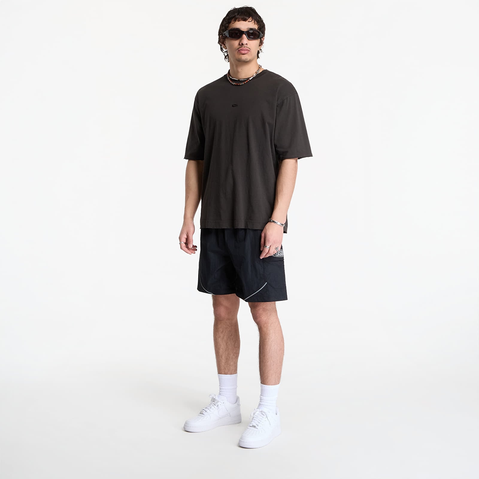 Men's T-shirts Oakley Jaylen Brown Latitude Veil Tee Nearly Black