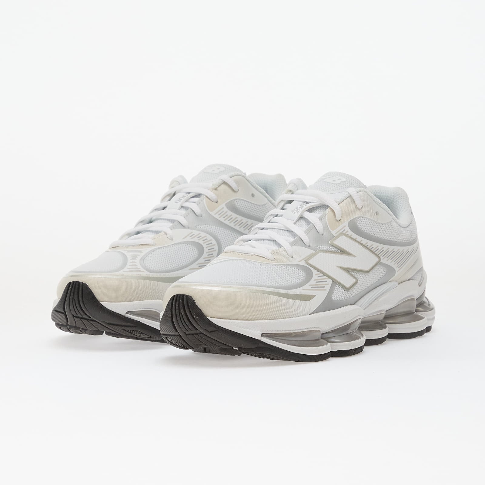 Încălțăminte și sneakerși pentru bărbați New Balance 2000 White/ Silver Metallic