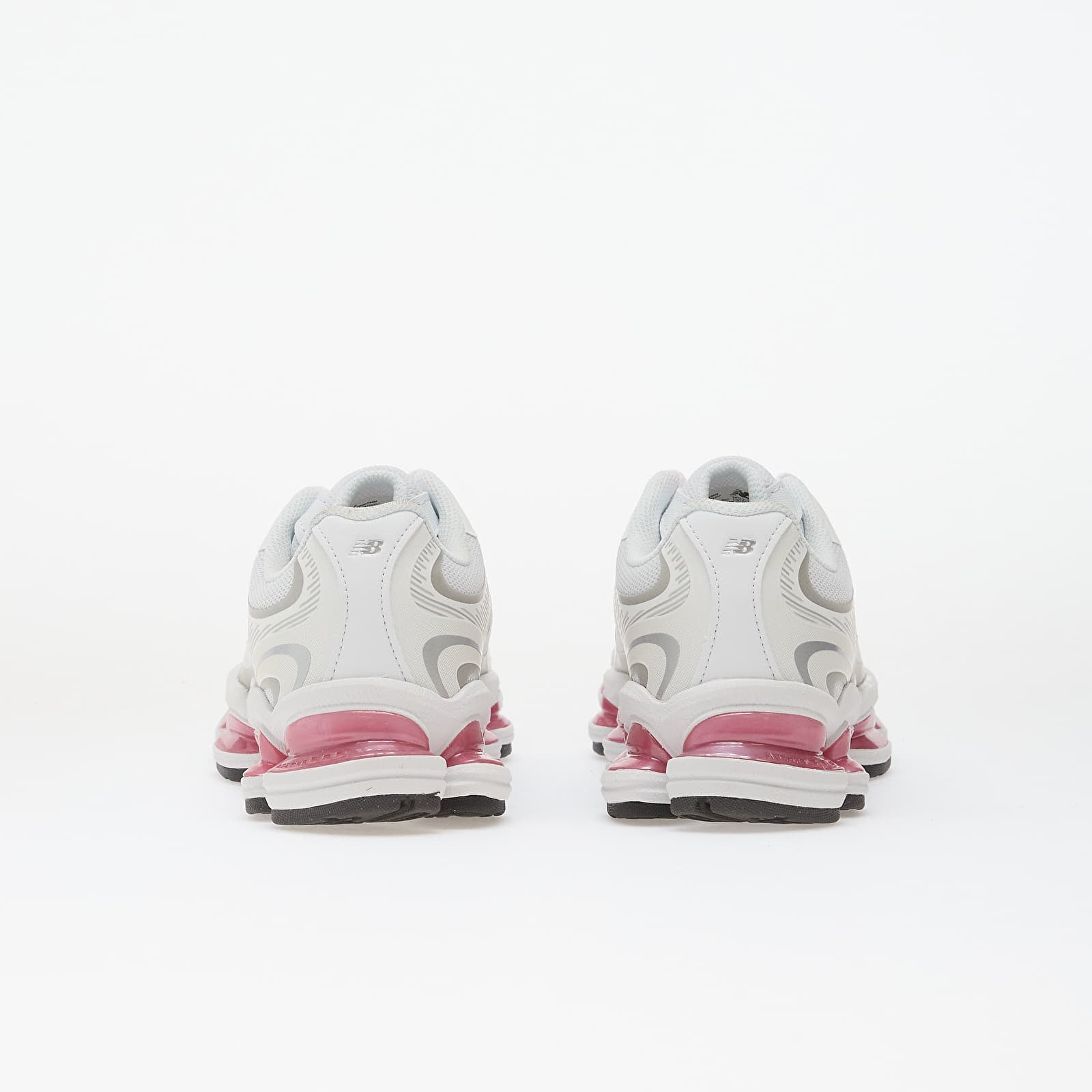 Încălțăminte și sneakerși pentru bărbați New Balance 2000 White/ Lighter Pink Heat