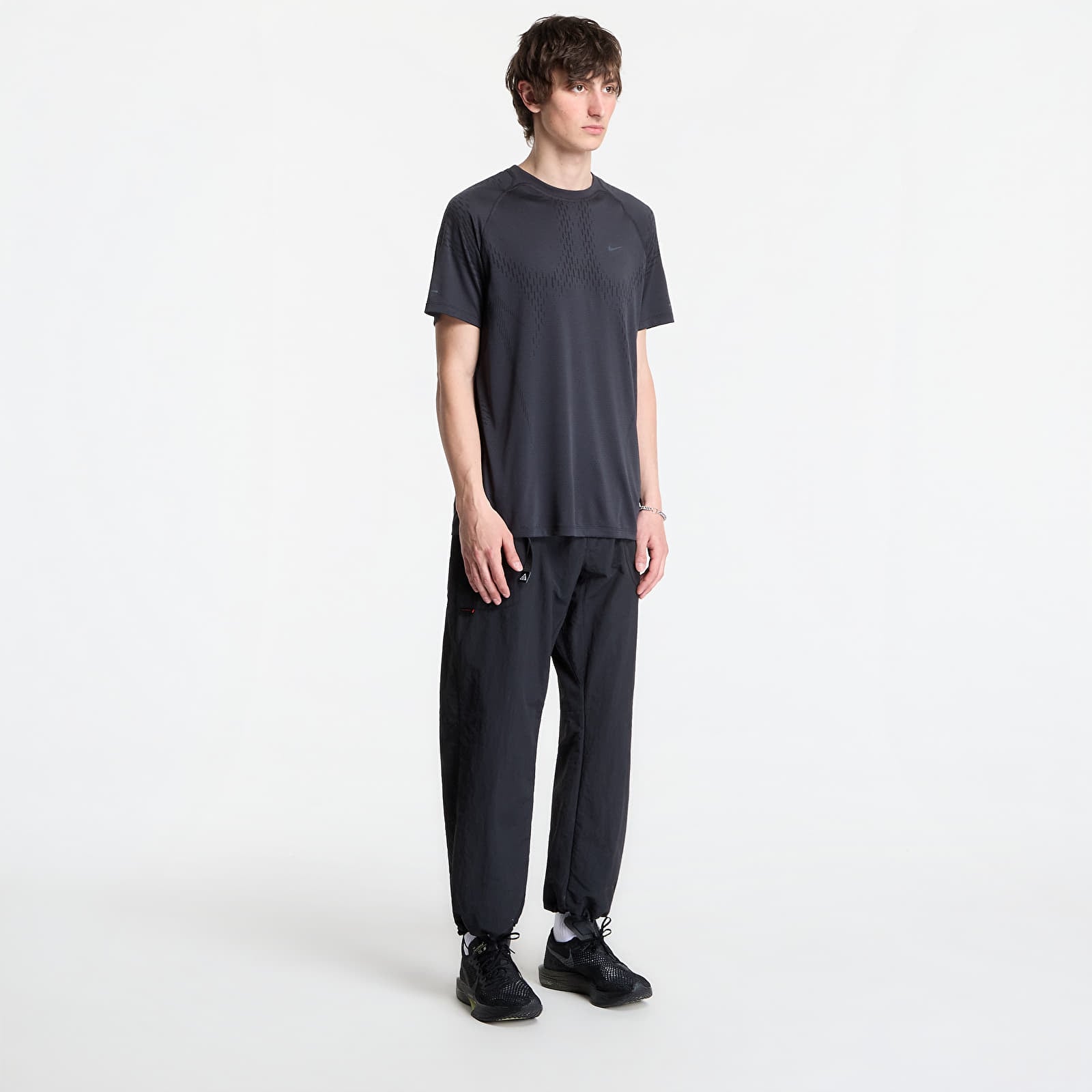 Pánske tričká Nike Stride Plus Men's Dri-FIT ADV Short-Sleeve Running Top Off Noir/ Black/ Refblk