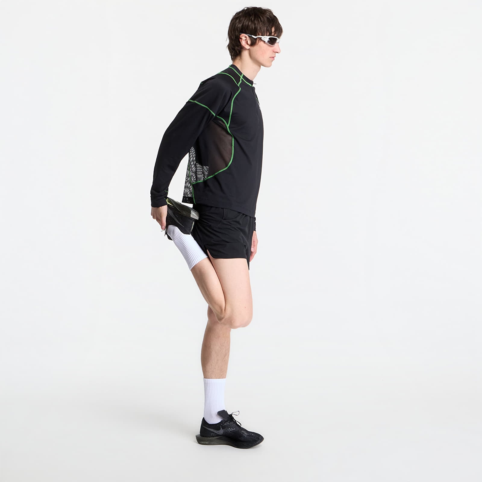 Pánske tričká Nike ACG "Vault" Dri-FIT Long-Sleeve Top Black/ Mean Green/ Summit White