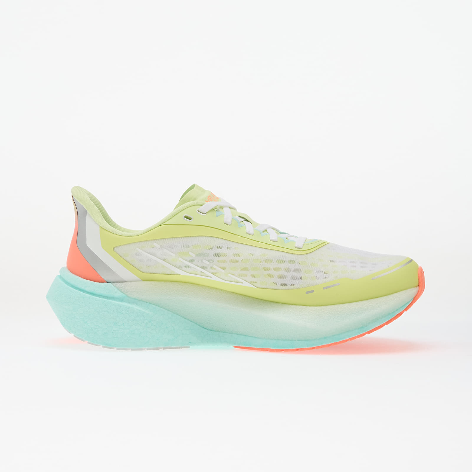 Chaussures et baskets homme Under Armour Velociti Distance White