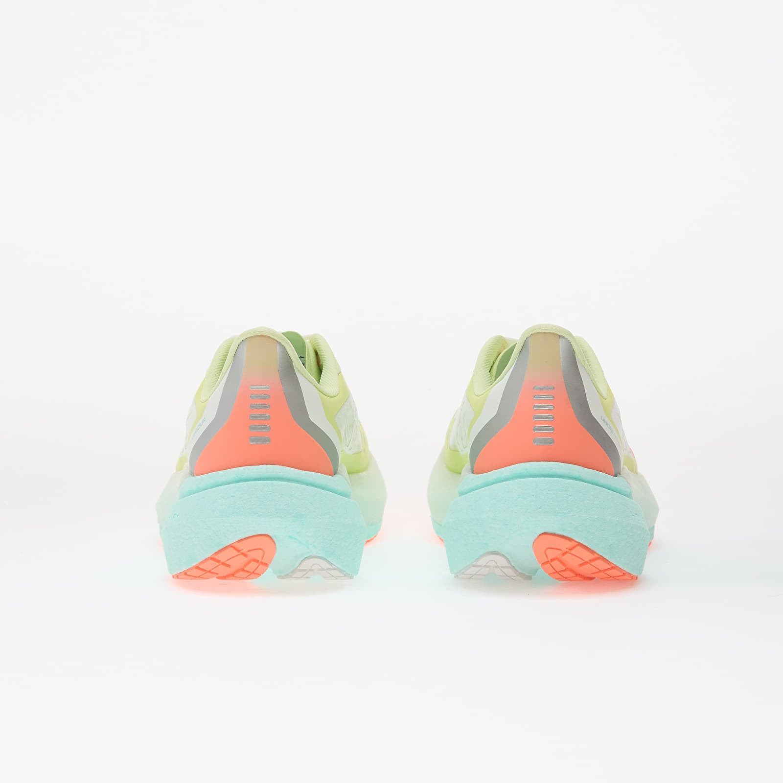 Chaussures et baskets homme Under Armour Velociti Distance White