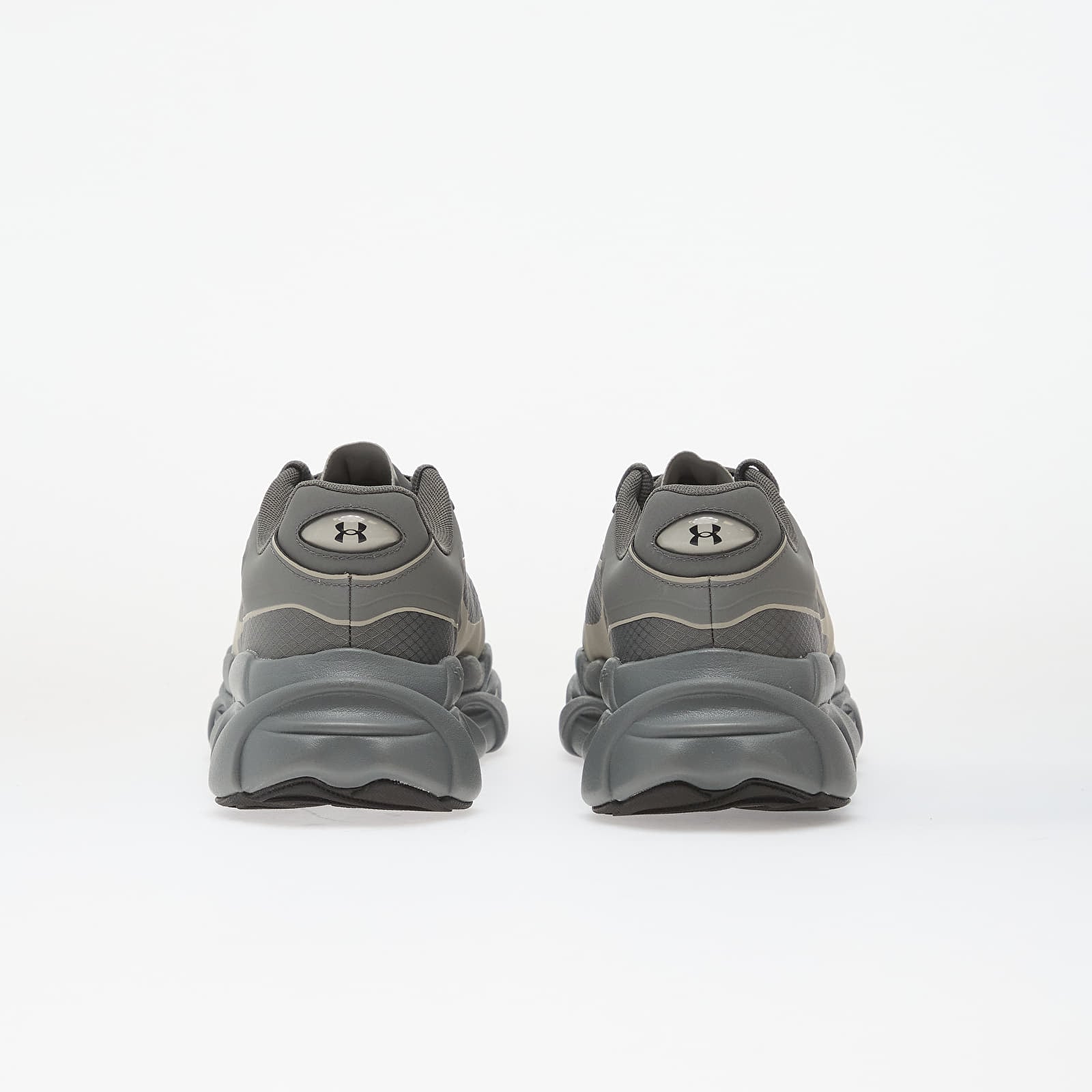 Men's sneakers and shoes Under Armour Halo Runner SE Grey