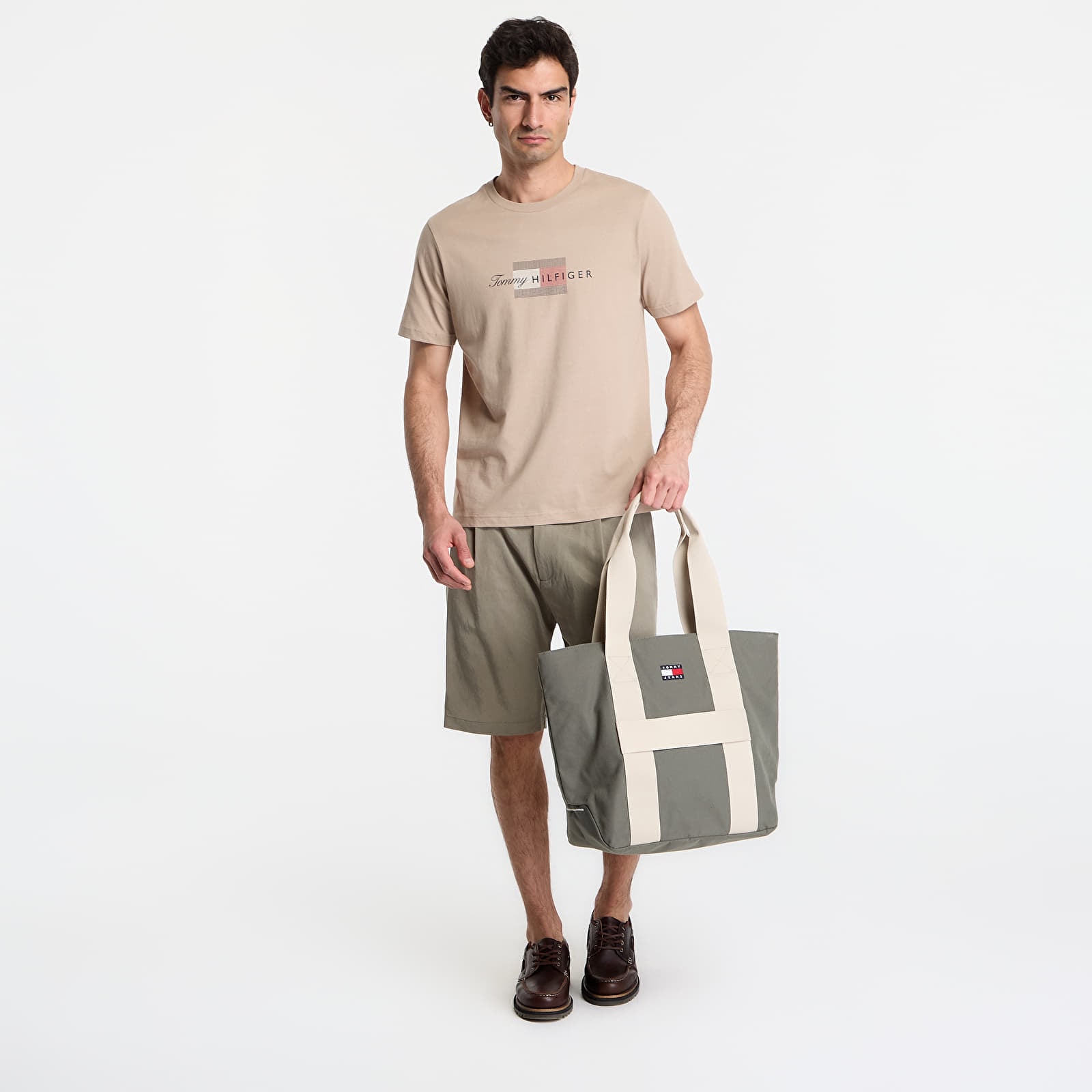 T-skjorter Tommy Hilfiger Script Flag Regular Tee Batique Khaki