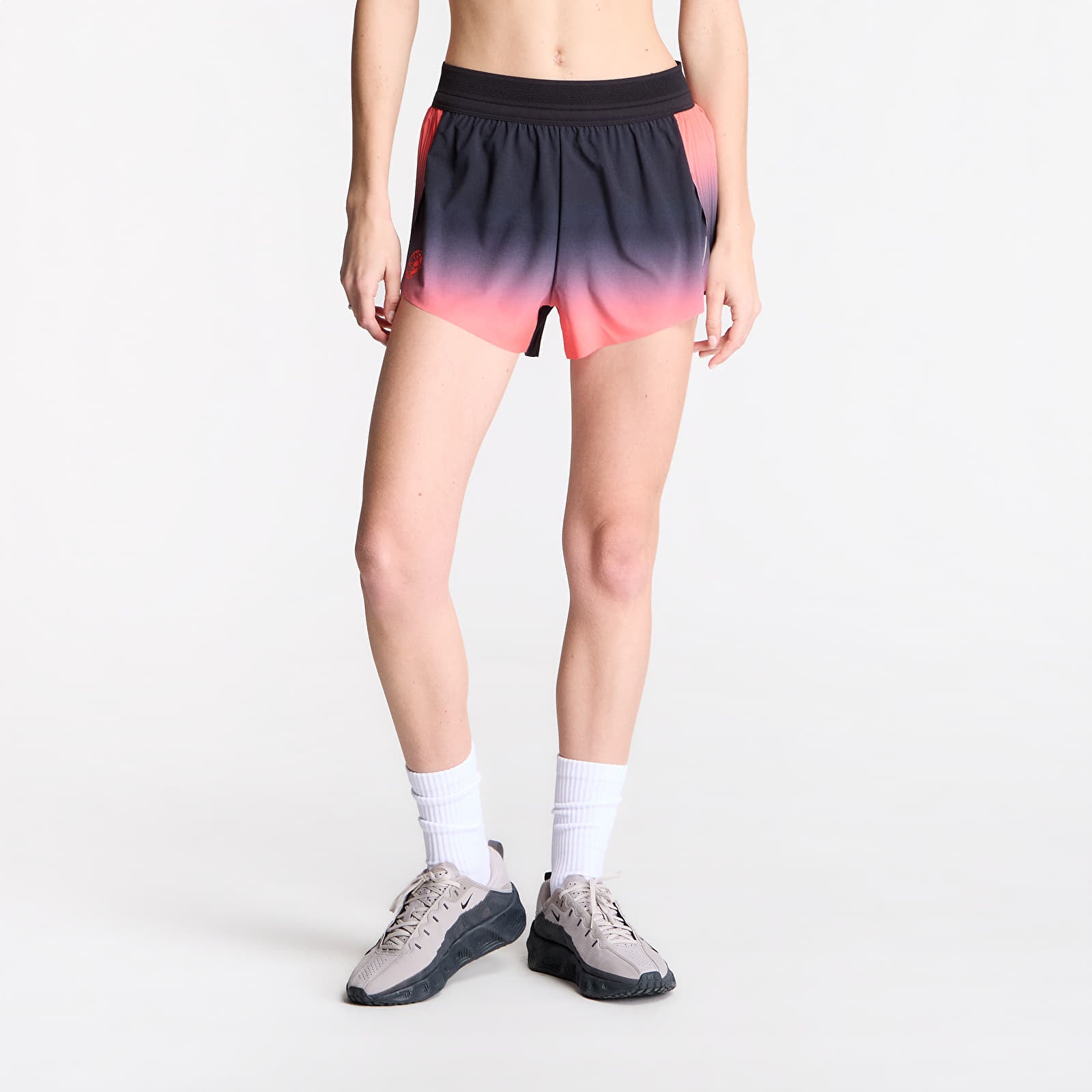 Ženske kratke hlače Nike AeroSwift Women's Dri-FIT ADV 3" Brief-Lined Running Shorts Black/ Bright Crimson/ Metallic Silver