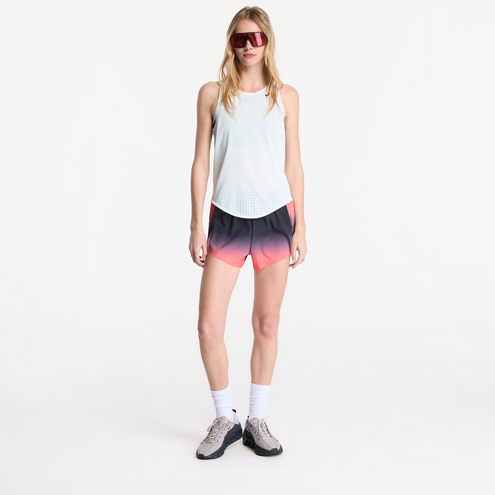 Ženske kratke hlače Nike AeroSwift Women's Dri-FIT ADV 3" Brief-Lined Running Shorts Black/ Bright Crimson/ Metallic Silver