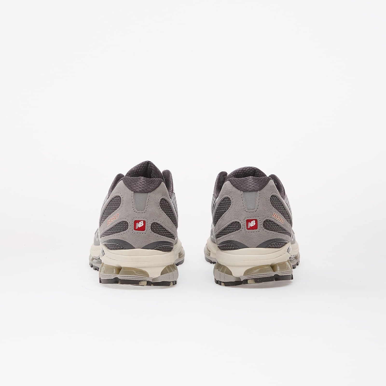 Vyriški sportbačiai ir batai New Balance 1890 Grey