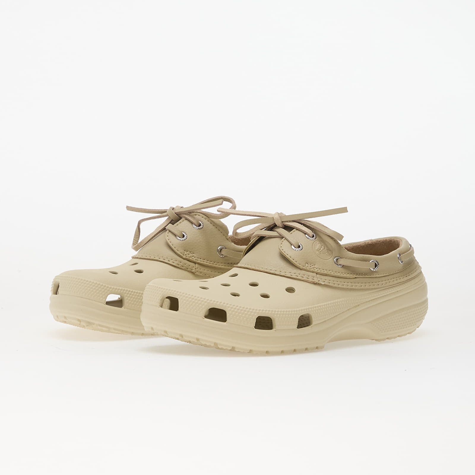 Vīriešu čības un apavi Crocs Classic Boat Shoe Bone/ Moth