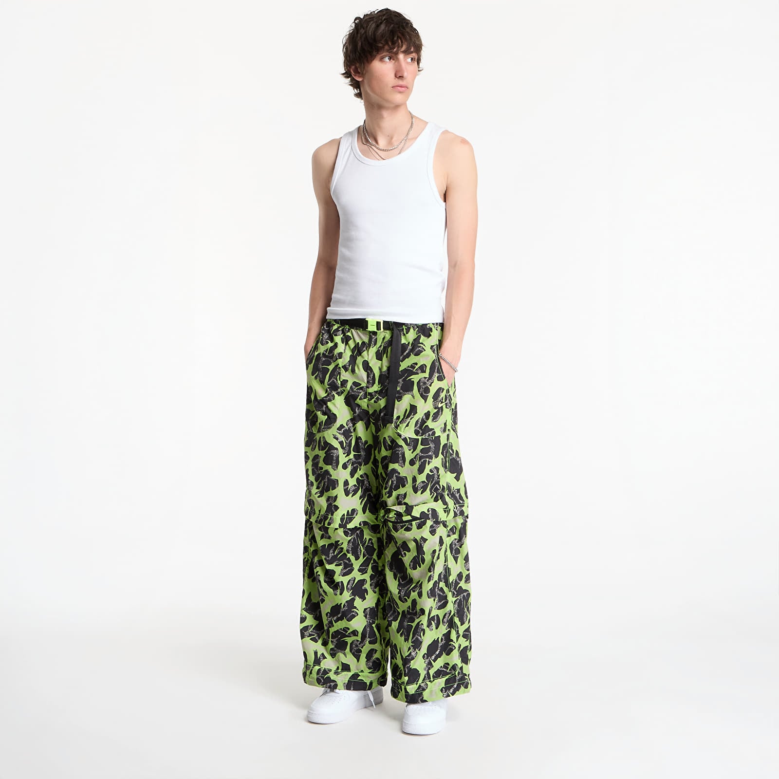 Bukser til mænd Nike Project F.R.O.G. Men's Woven Convertible Pants Cream Ii/ Volt Ice/ Volt Ice
