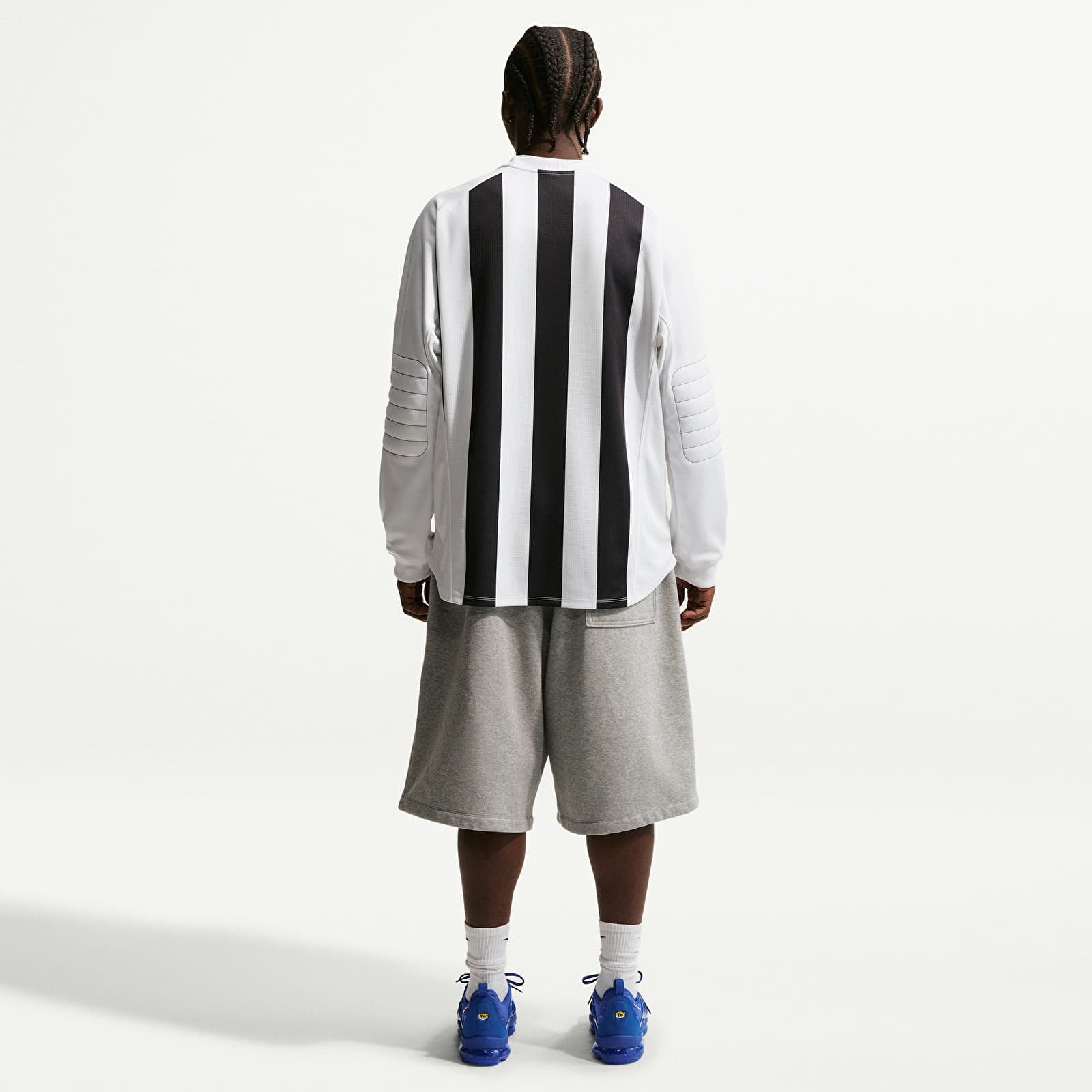Мъжки тениски Nike Sportswear Club Men's Goalie Top Black/ White/ Game Royal