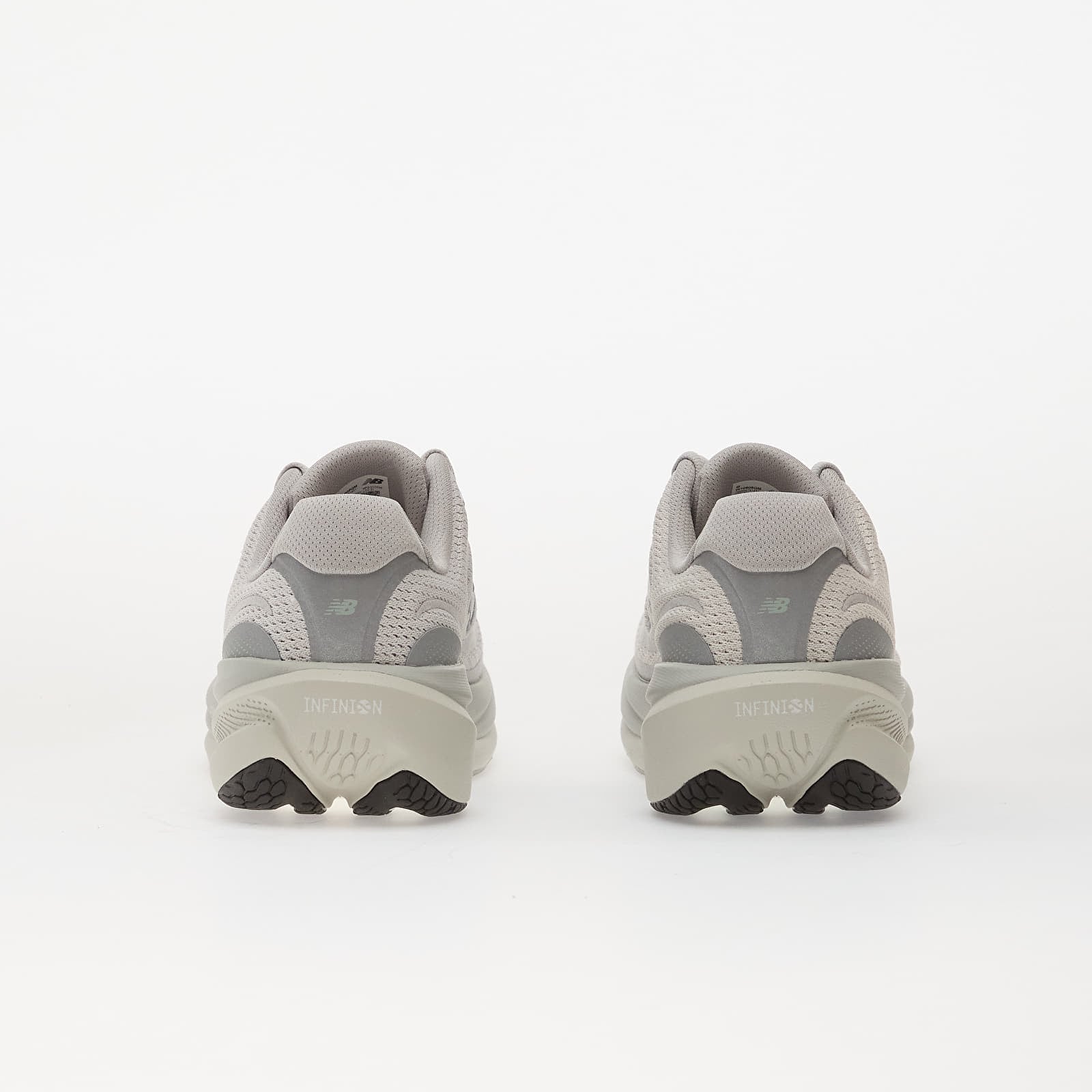 Naiste tossud ja kingad New Balance 1080 Grey Matter/ Silver Metallic / Silver Metallic