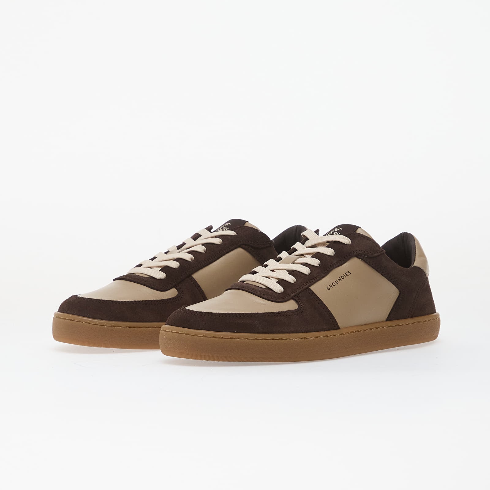 Women's sneakers and shoes Groundies Hamptons 2.0 Women Espresso