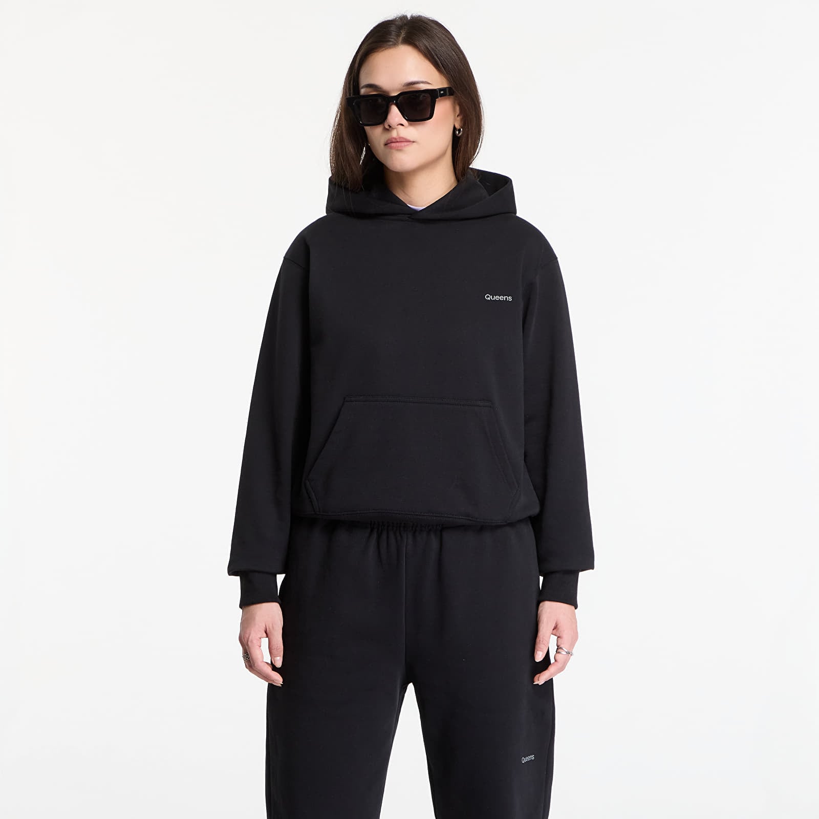 Dukserice Queens Women's Sweats Essential Hoodie Black
