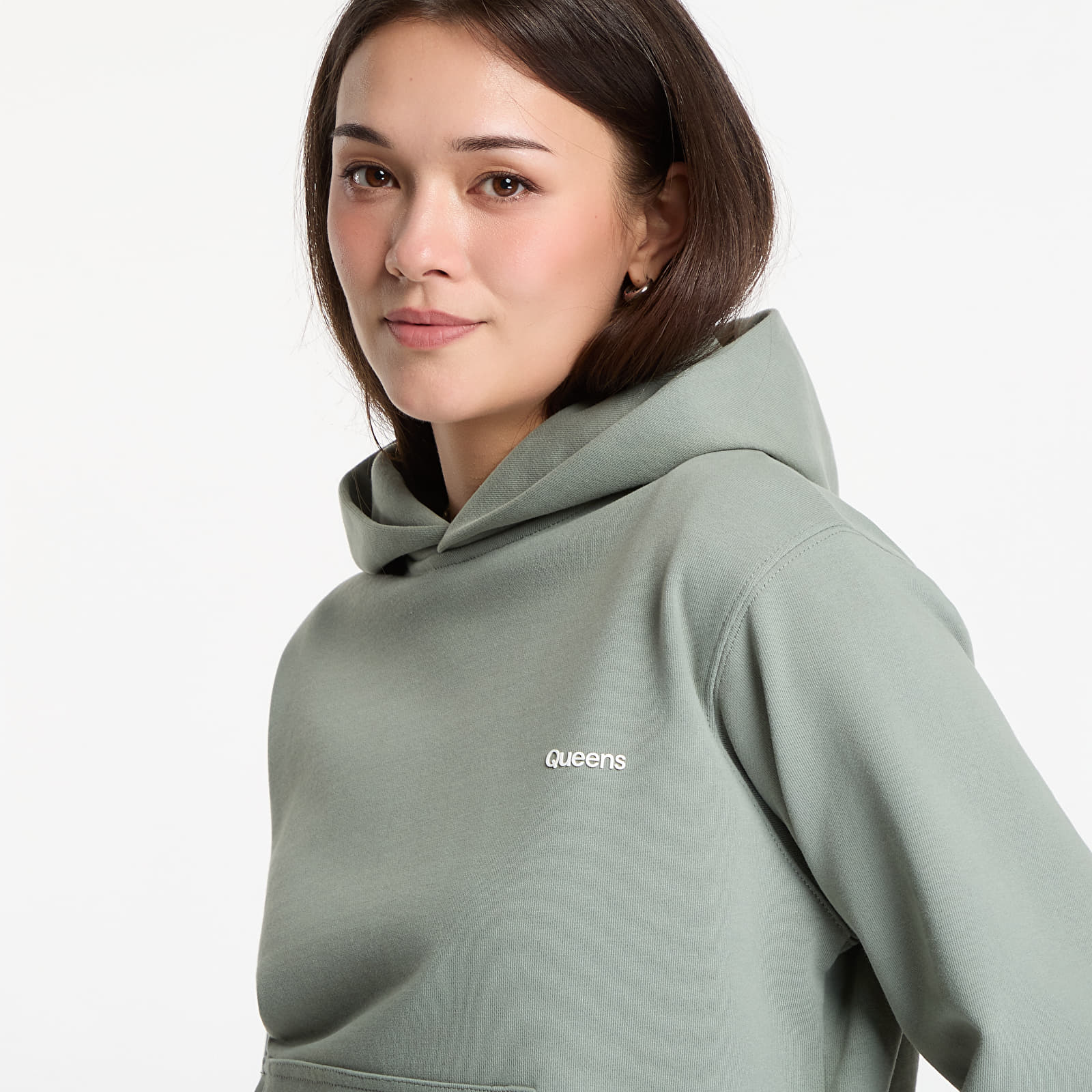 Mikiny Queens Women's Sweats Essential Hoodie Leaf