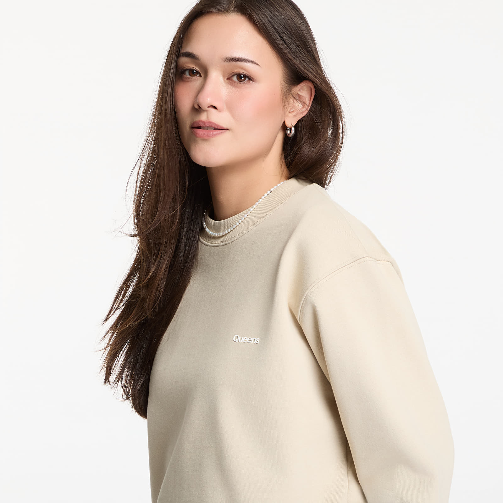 Bluzy Queens Women's Sweats Essential Crewneck Sand