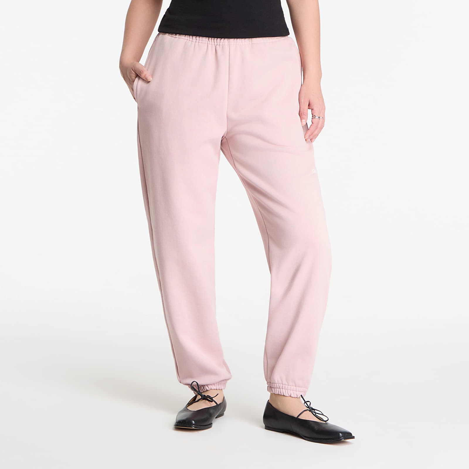 Spodnie dresowe Queens Women's Sweats Essential Sweatpants Dust Pink