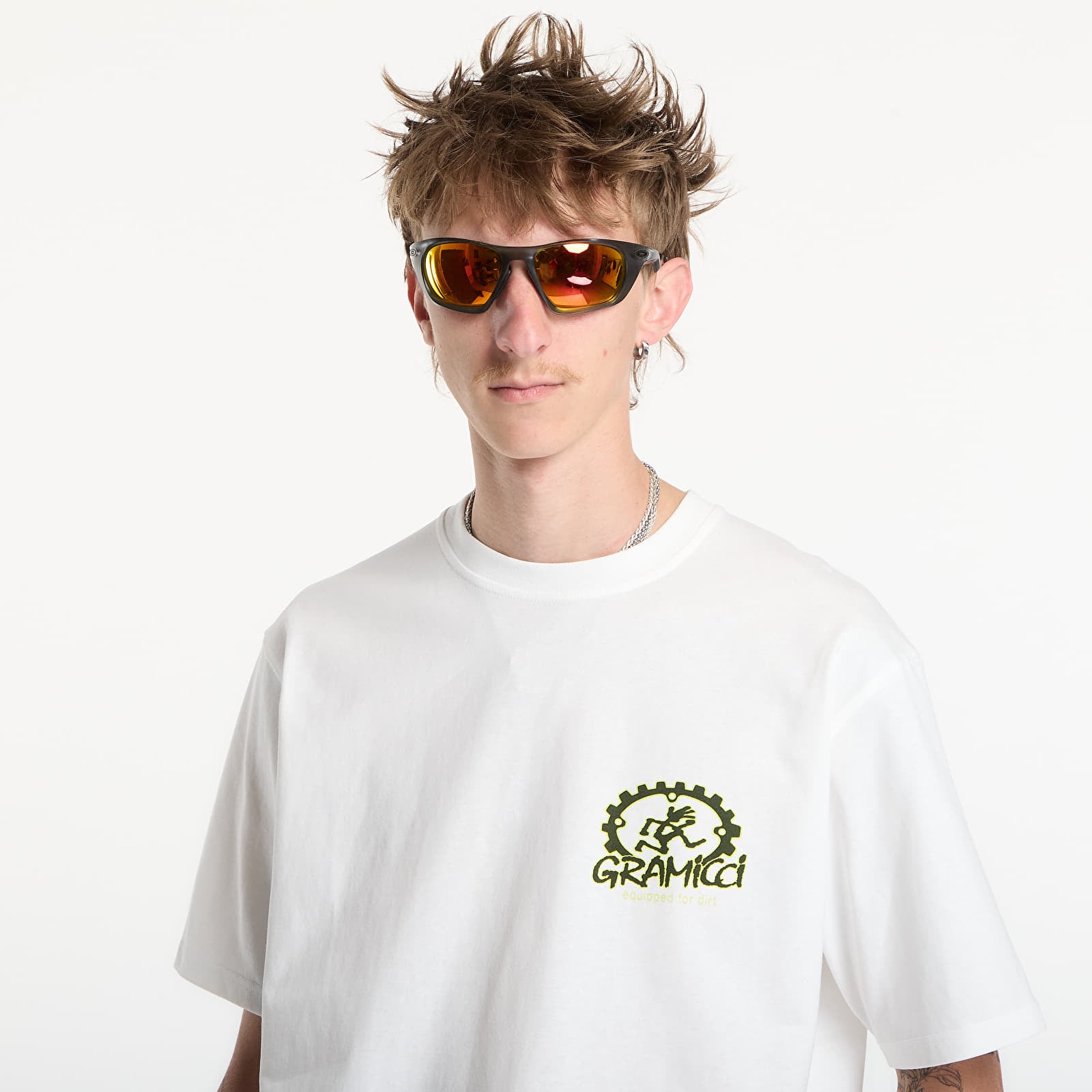 T-Shirts Männer Gramicci Equipped For Dirt Tee UNISEX White