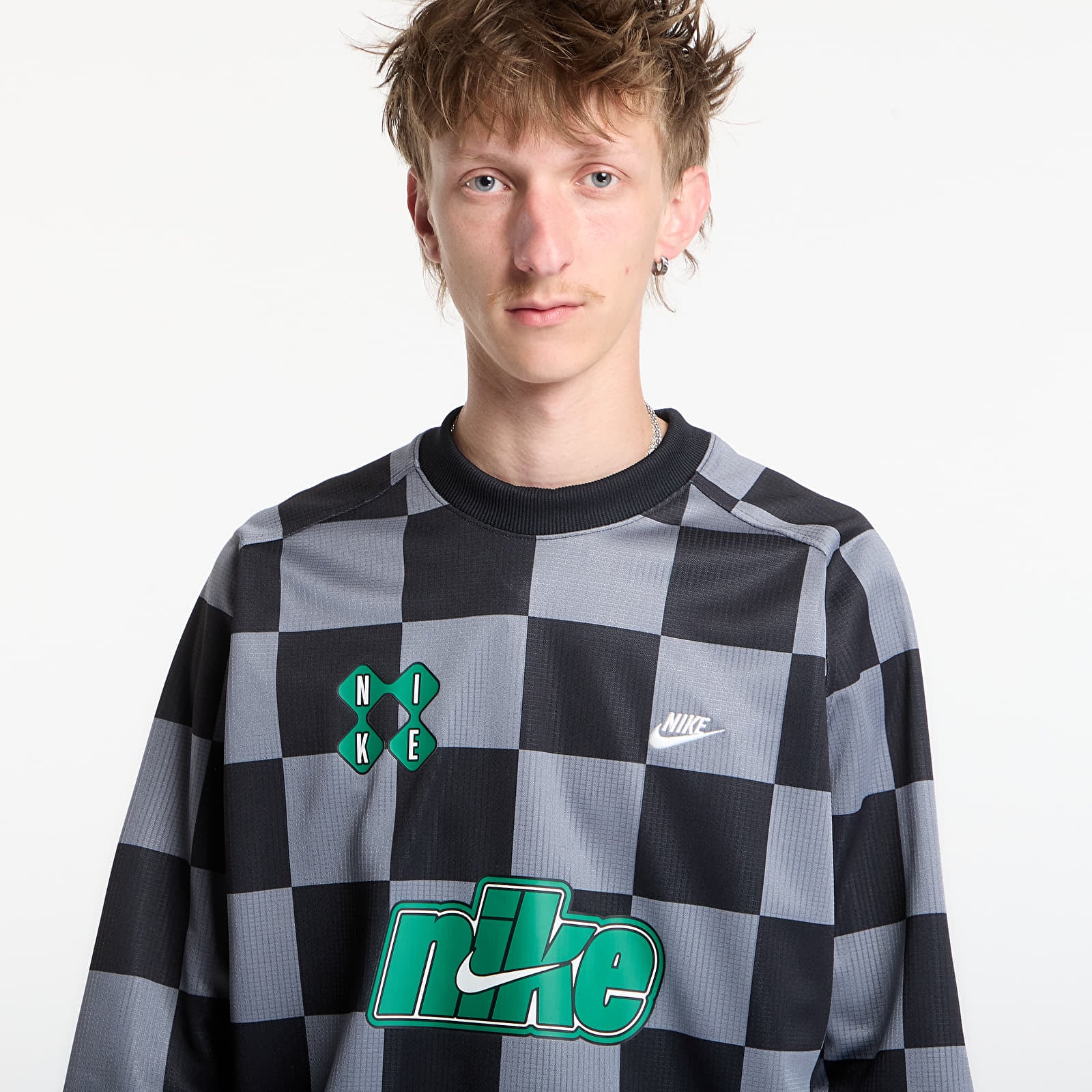 Men's Jerseys Nike Sportswear Club Men's Goalie Top Smoke Grey/ Black/ Malachite