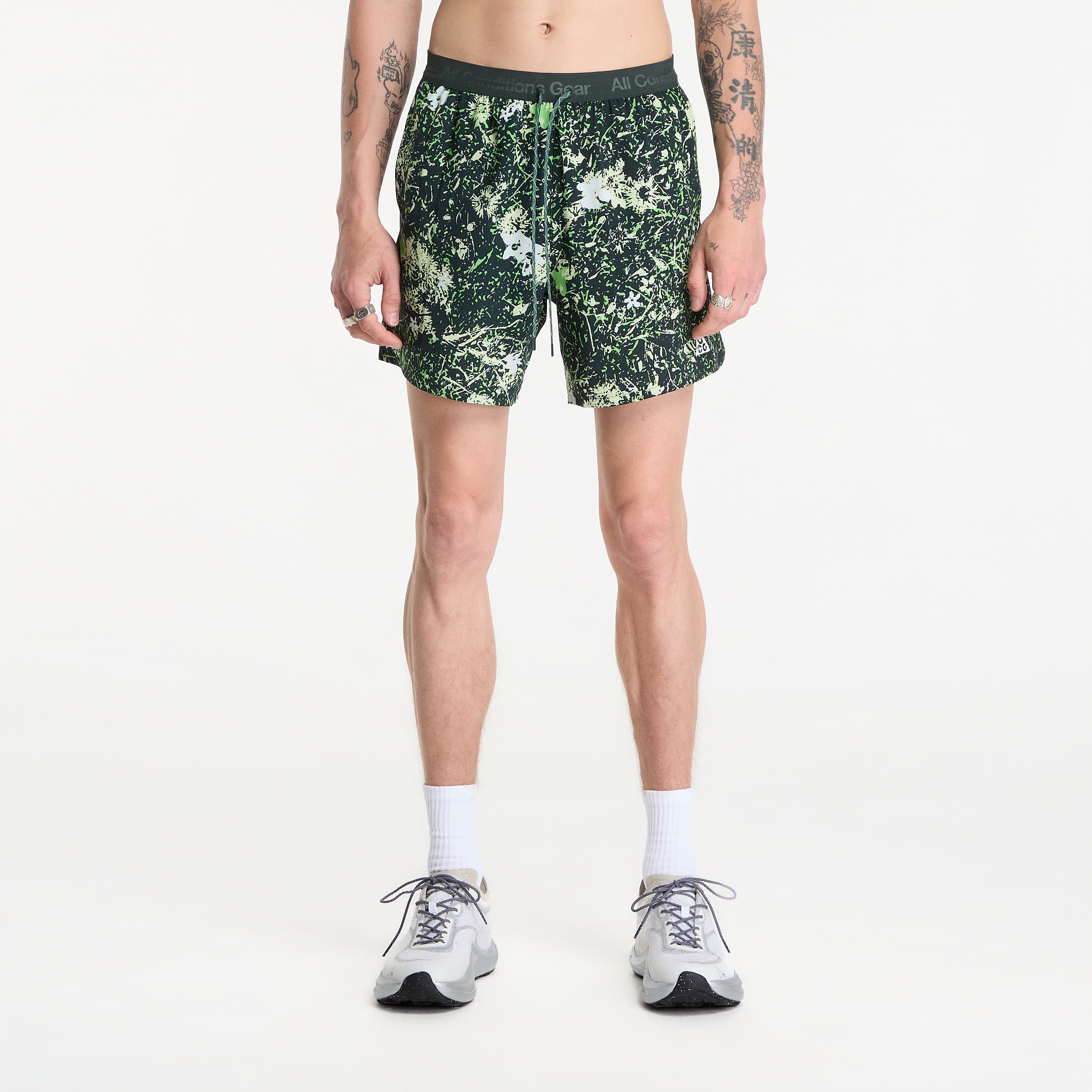 Shorts Nike ACG "Second Sunrise" Men's Dri-FIT 6" Shorts Mean Green/ Black Spruce/ Summit White XS
