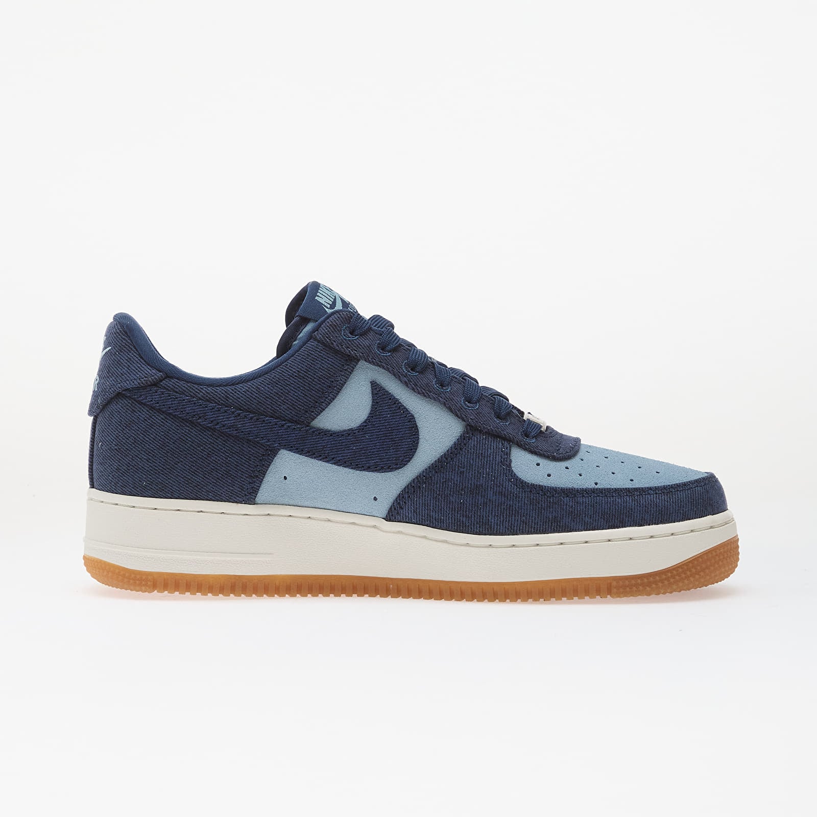 Men's sneakers and shoes Nike Air Force 1 '07 Lv8 Denim Navy/ Navy-Worn Blue-Summit White