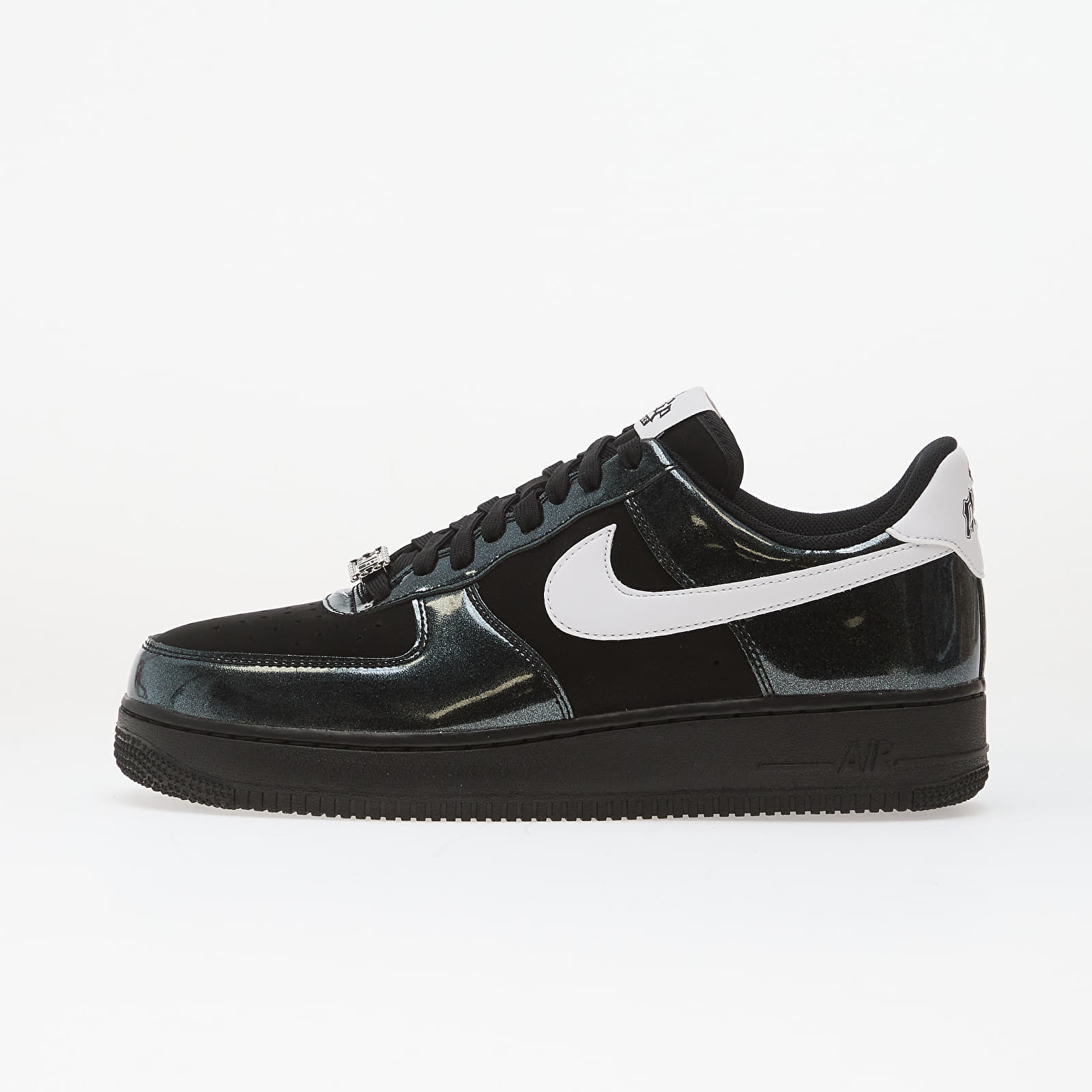 Men's sneakers and shoes Nike Air Force 1 '07 Lv8 Black/ White